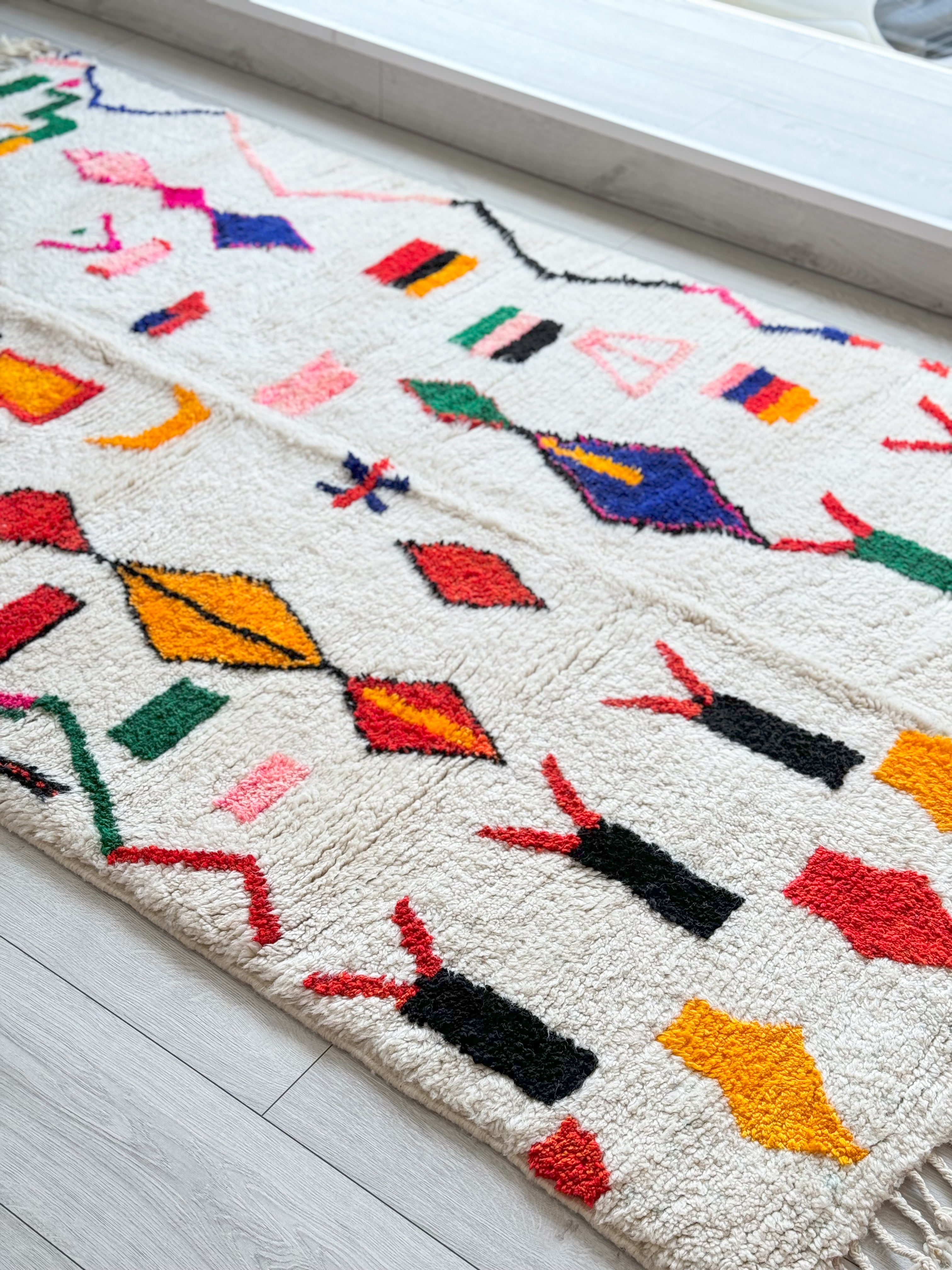 Colorful Berber rug 155 x 270 cm - n°980