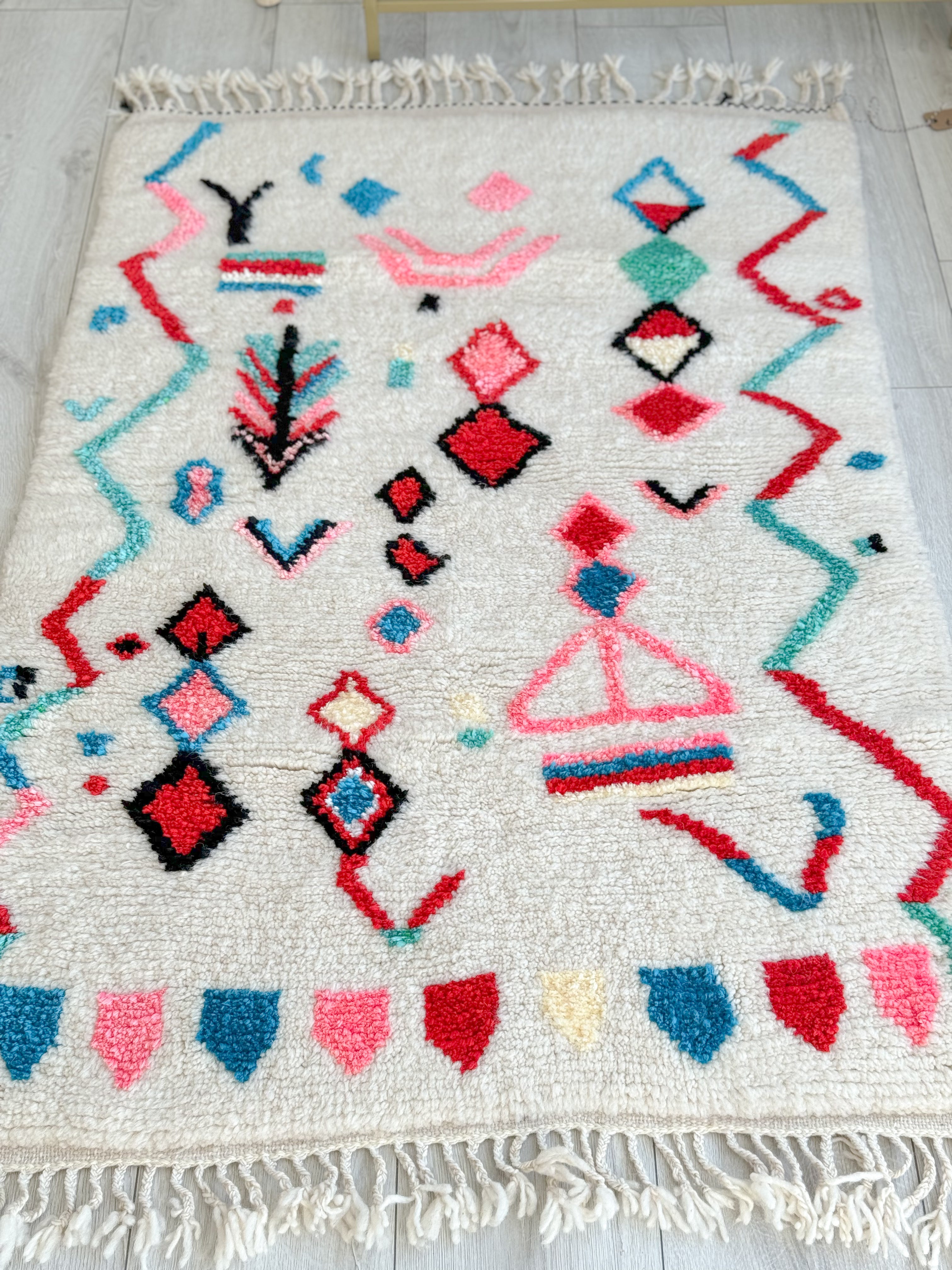 Tapis berbère coloré 100 x 157 cm - n°957