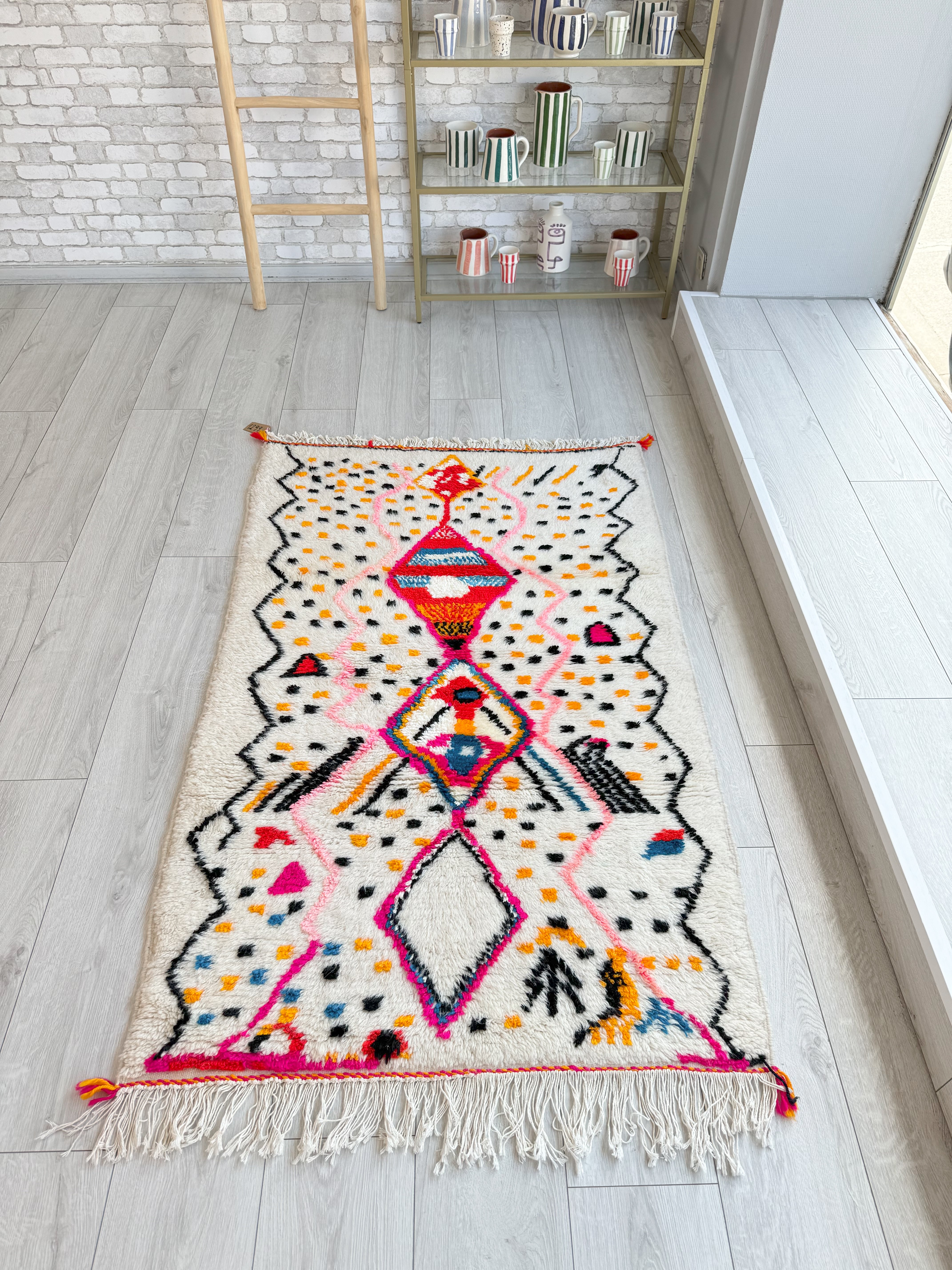 Colorful Berber Rug 104 x 174 cm / 3.4 x 5.7 ft - n°1299