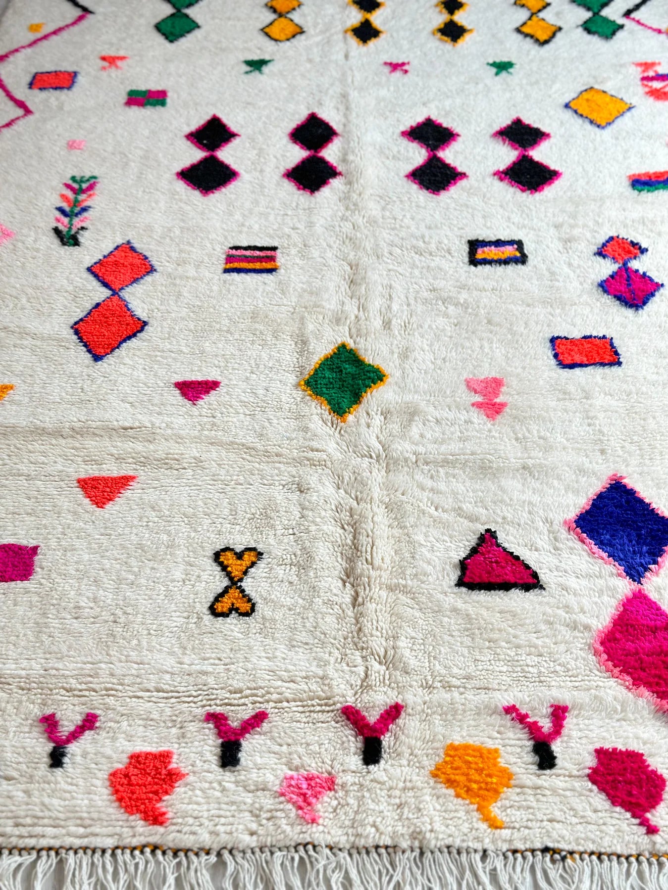 Colorful Berber carpet - n°700