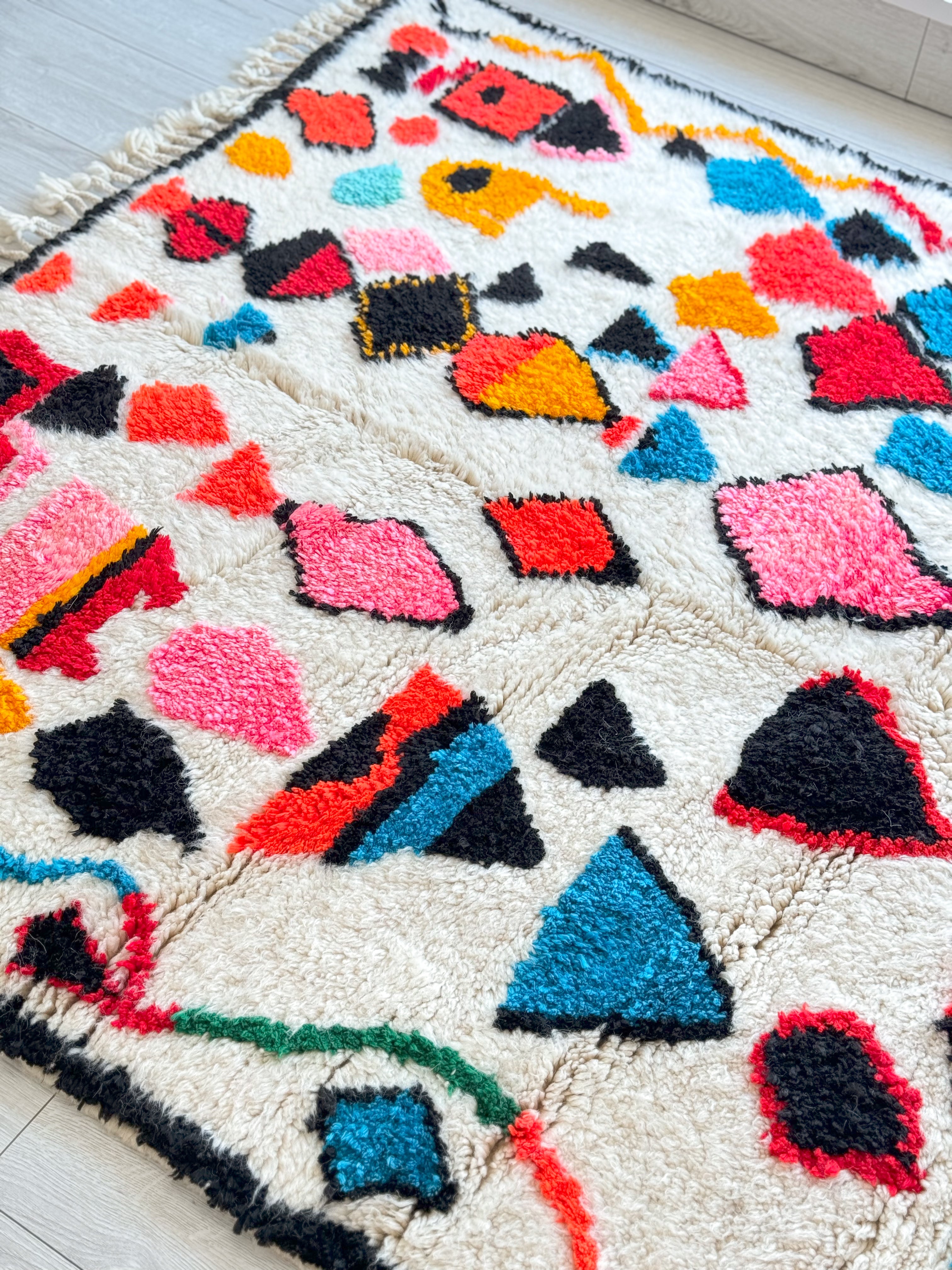 Colorful Berber rug 160 x 260 cm - n°1039