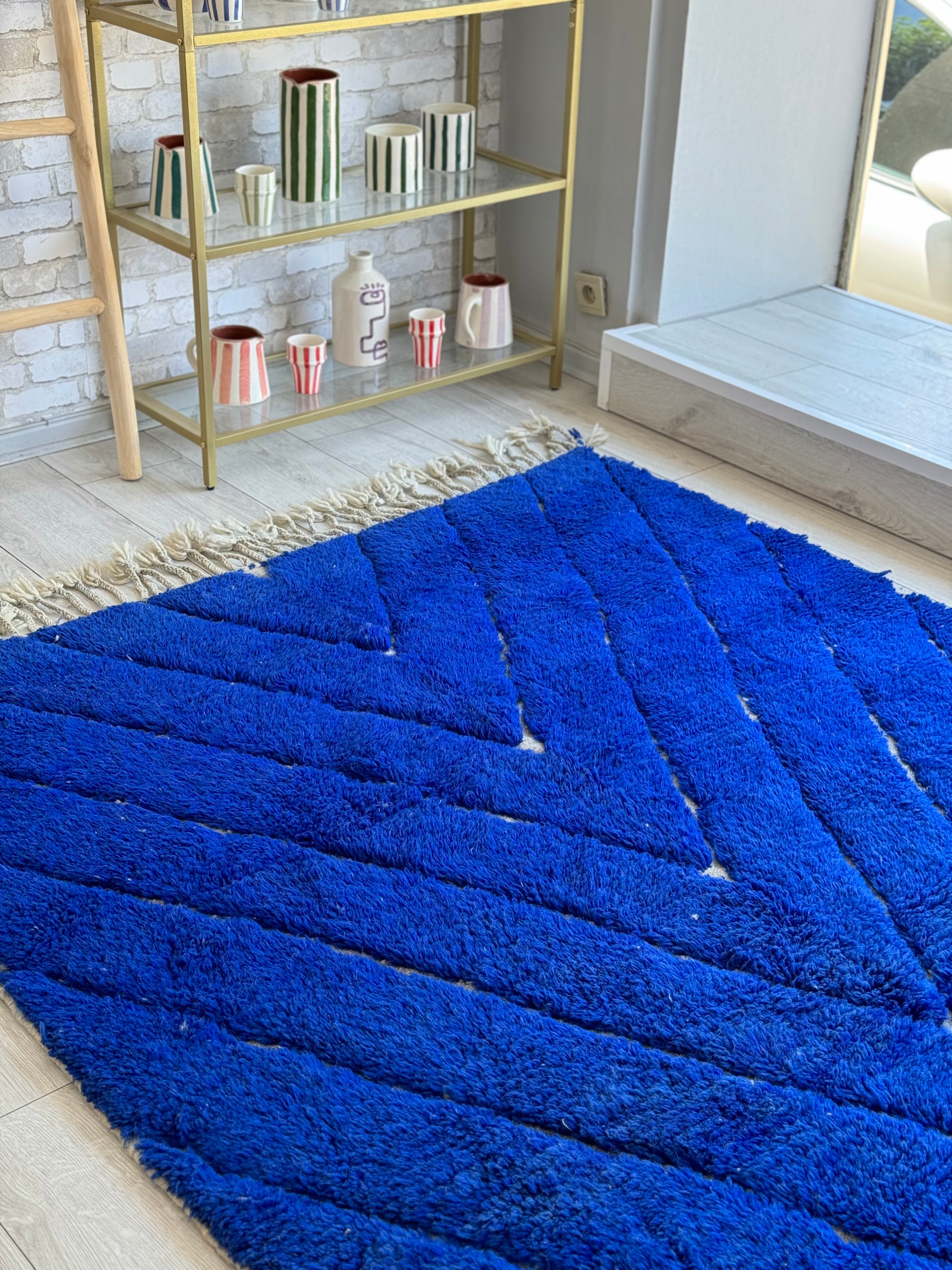 Tapis Beni Ouarain coloré bleu majorelle - 154 x 272 cm - n°1171