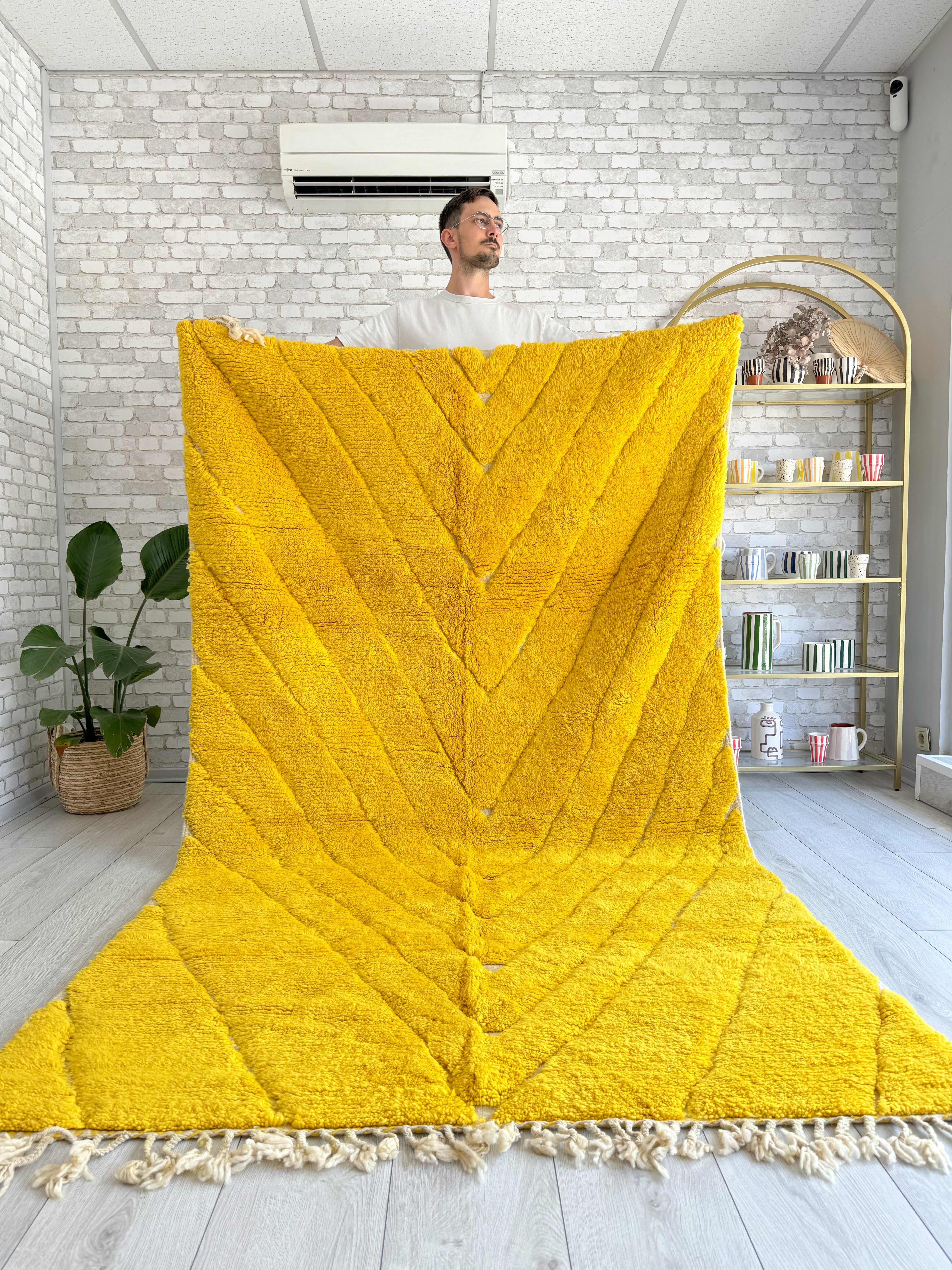 Colorful Yellow Beni Ourain Rug 153 x 273 cm / 5.0 x 9.0 ft - n°1169