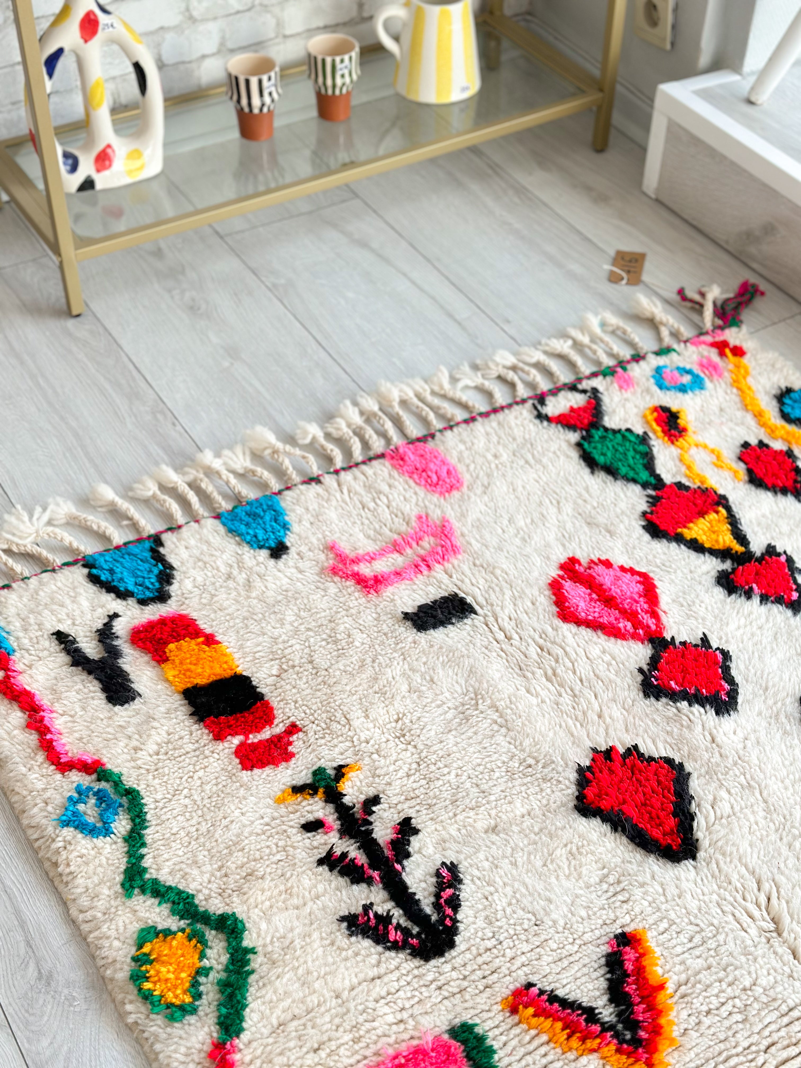 Colorful Berber rug 100 x 165 cm - n°716