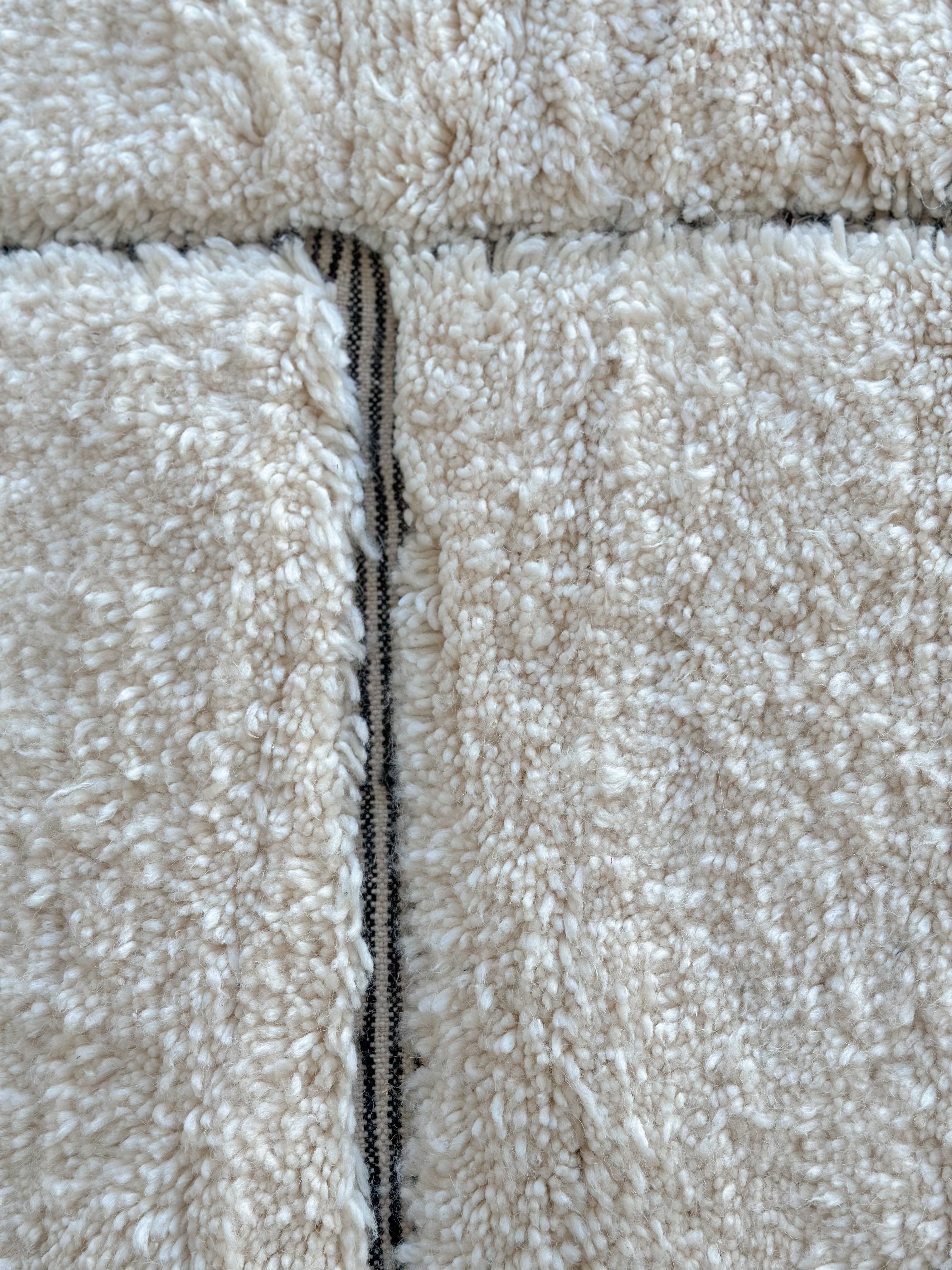 Beni Ouarain shaggy rug - 210 x 306 cm - n°750