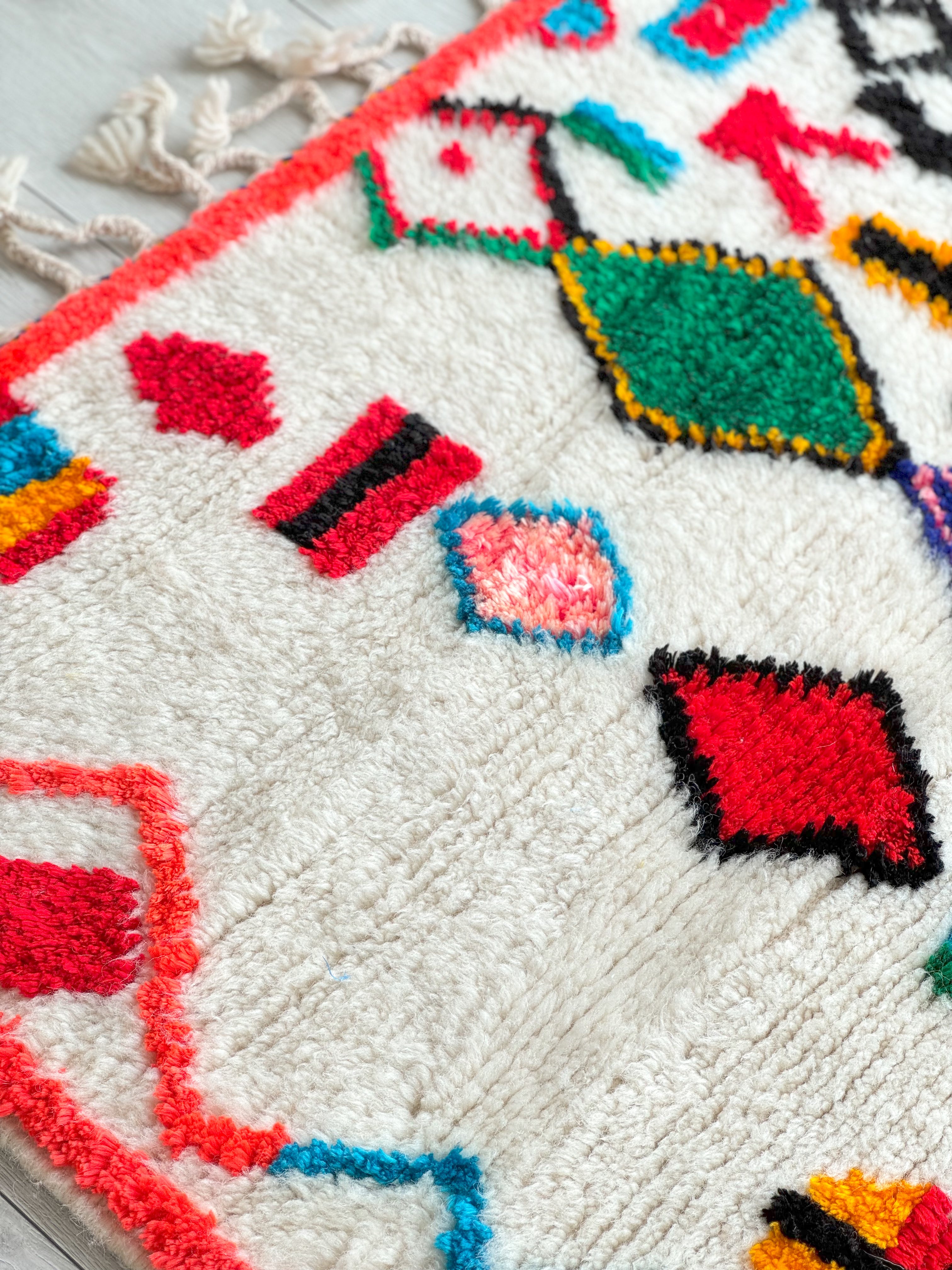 Colorful Berber rug 100 x 175 cm - n°976