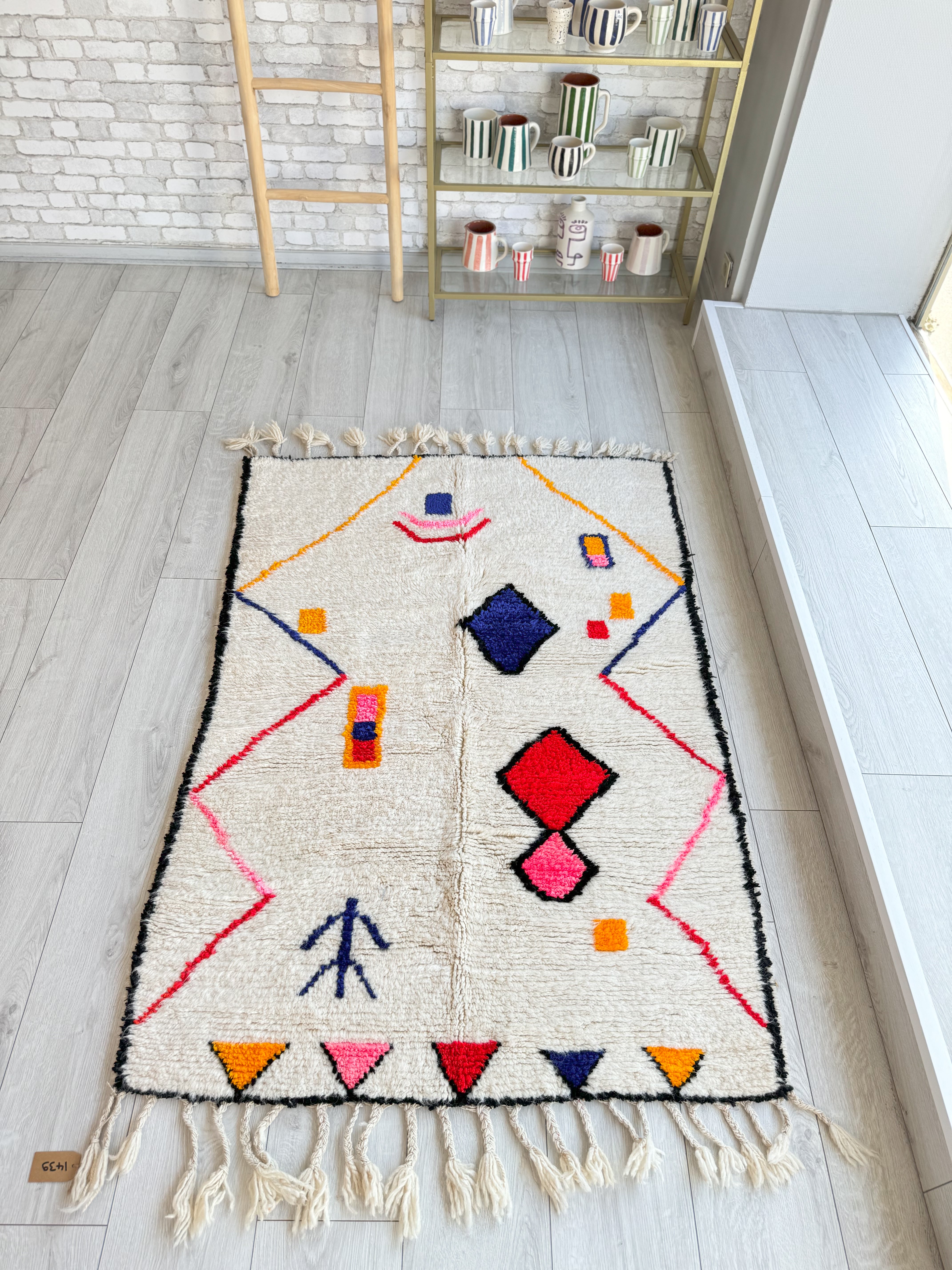 Colorful Berber Rug 108 x 170 cm / 3.5 x 5.6 ft - n°1439