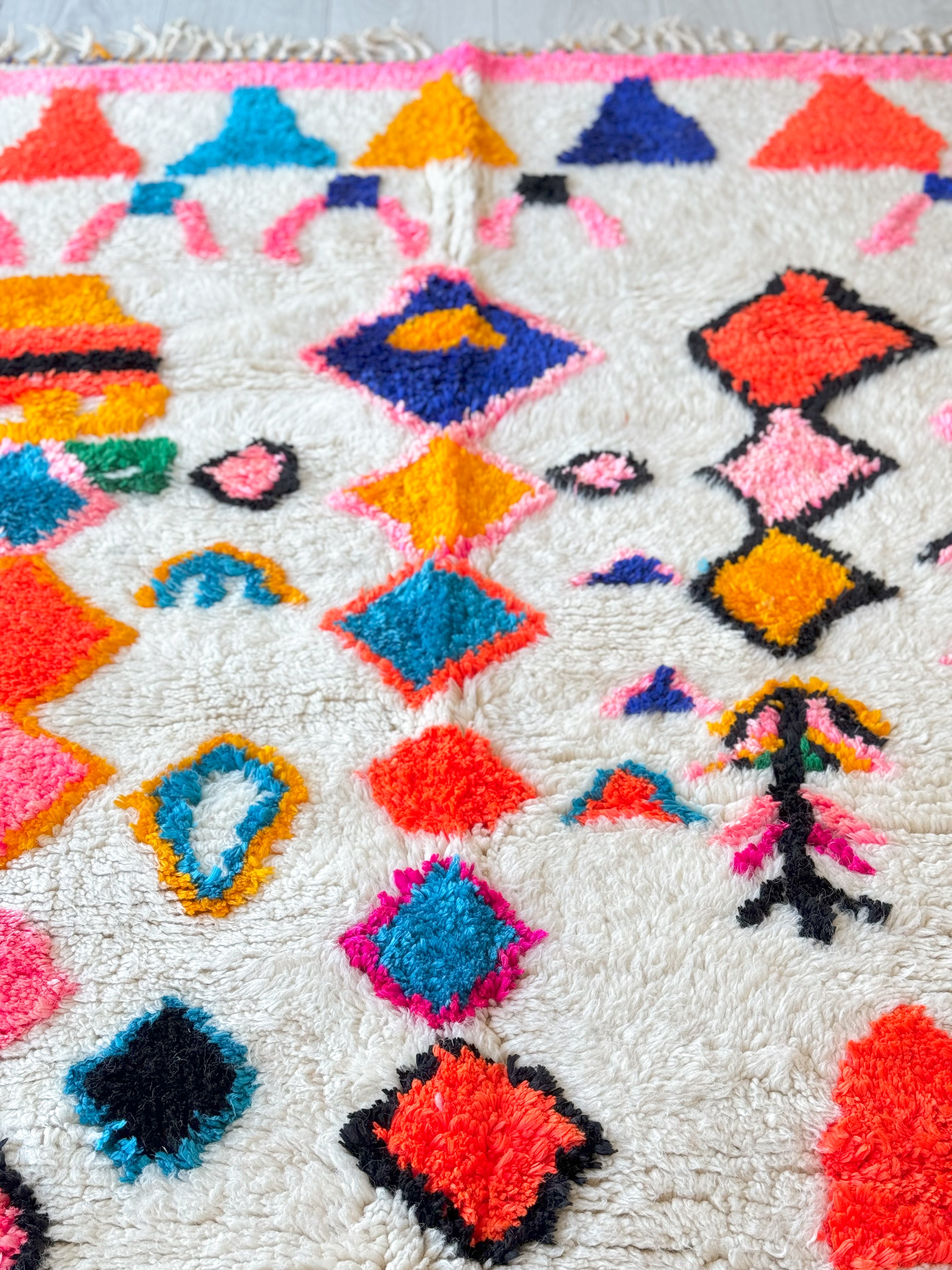 Colorful Berber rug 152 x 254 cm - n°970