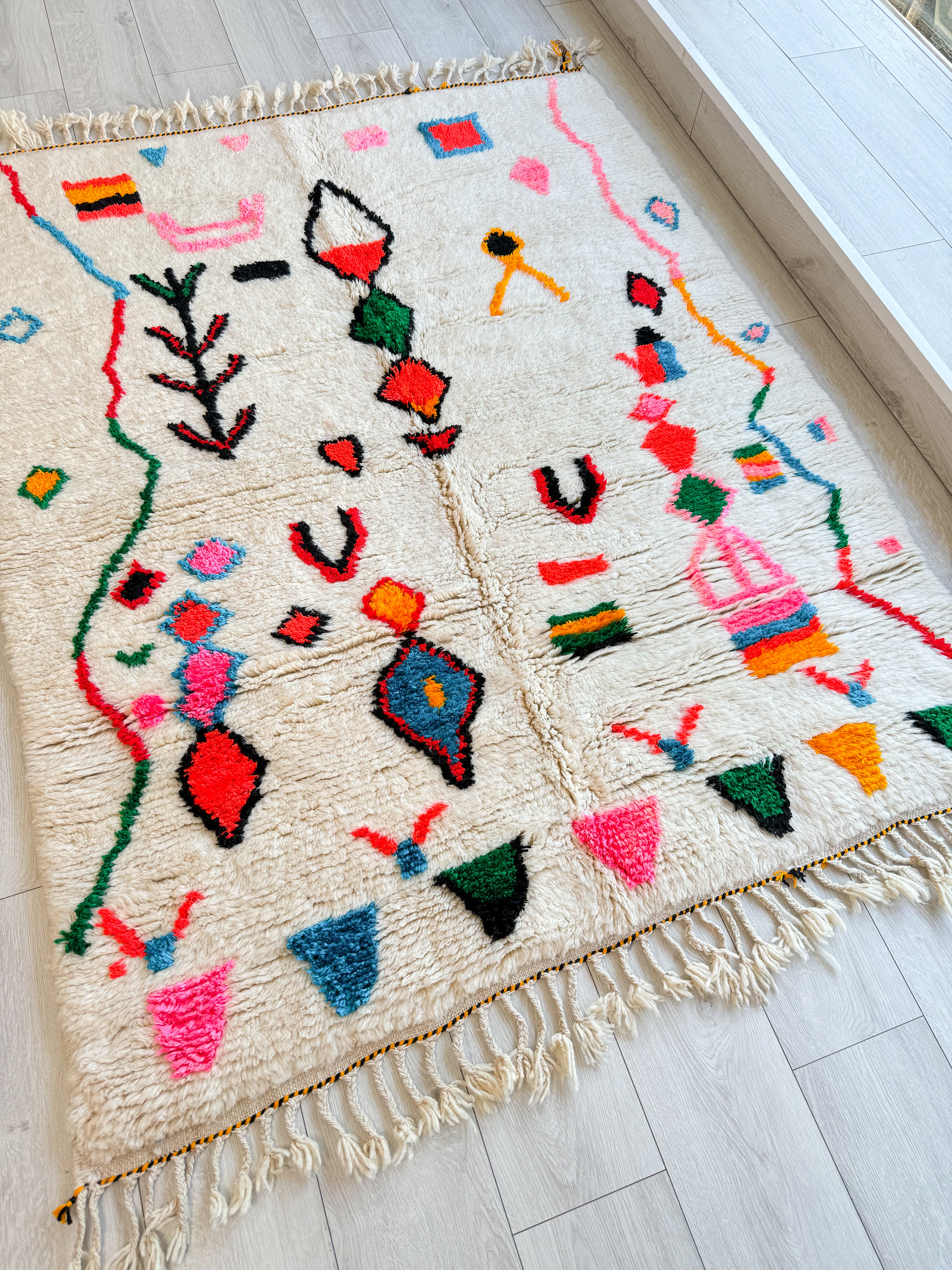 Colorful Berber Rug 159 x 213 cm / 5.2 x 7.0 ft - n°1503