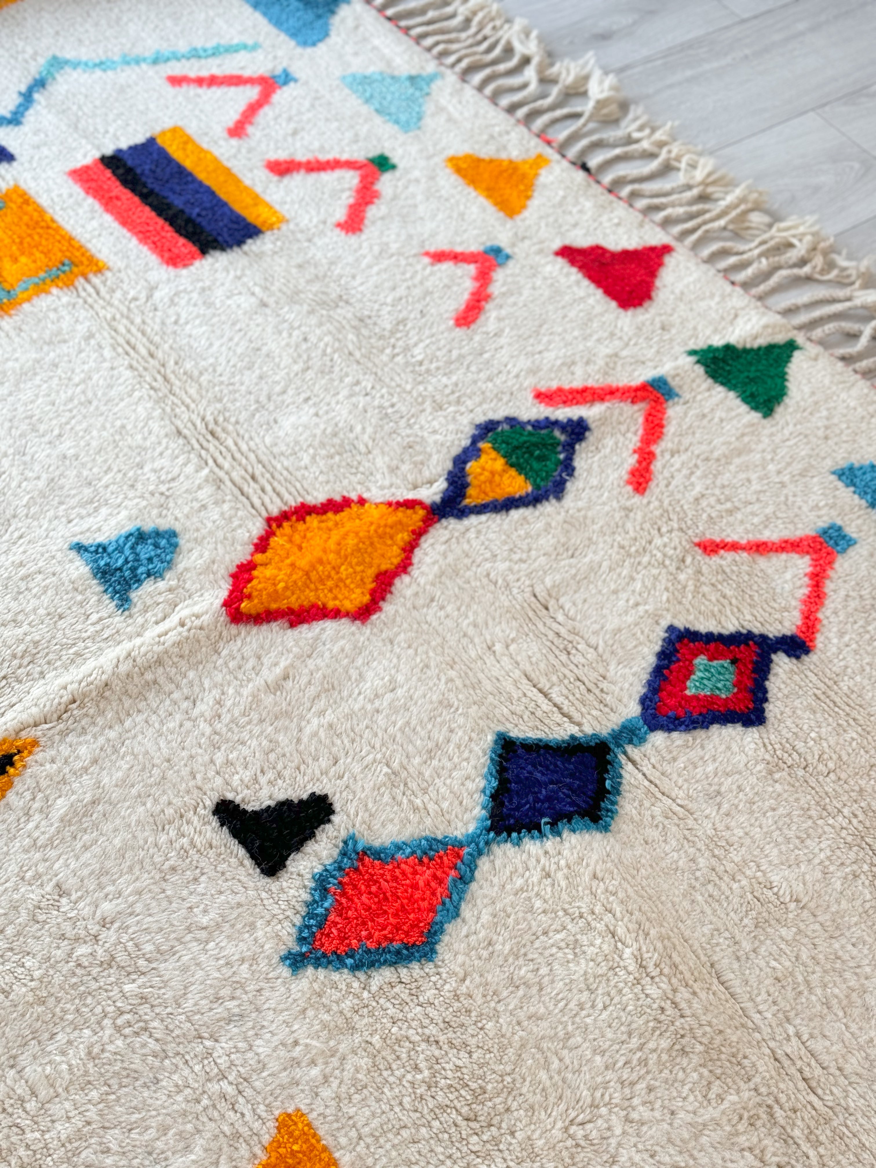 Colorful Berber Rug 206 x 318 cm / 6.8 x 10.4 ft - n°1438