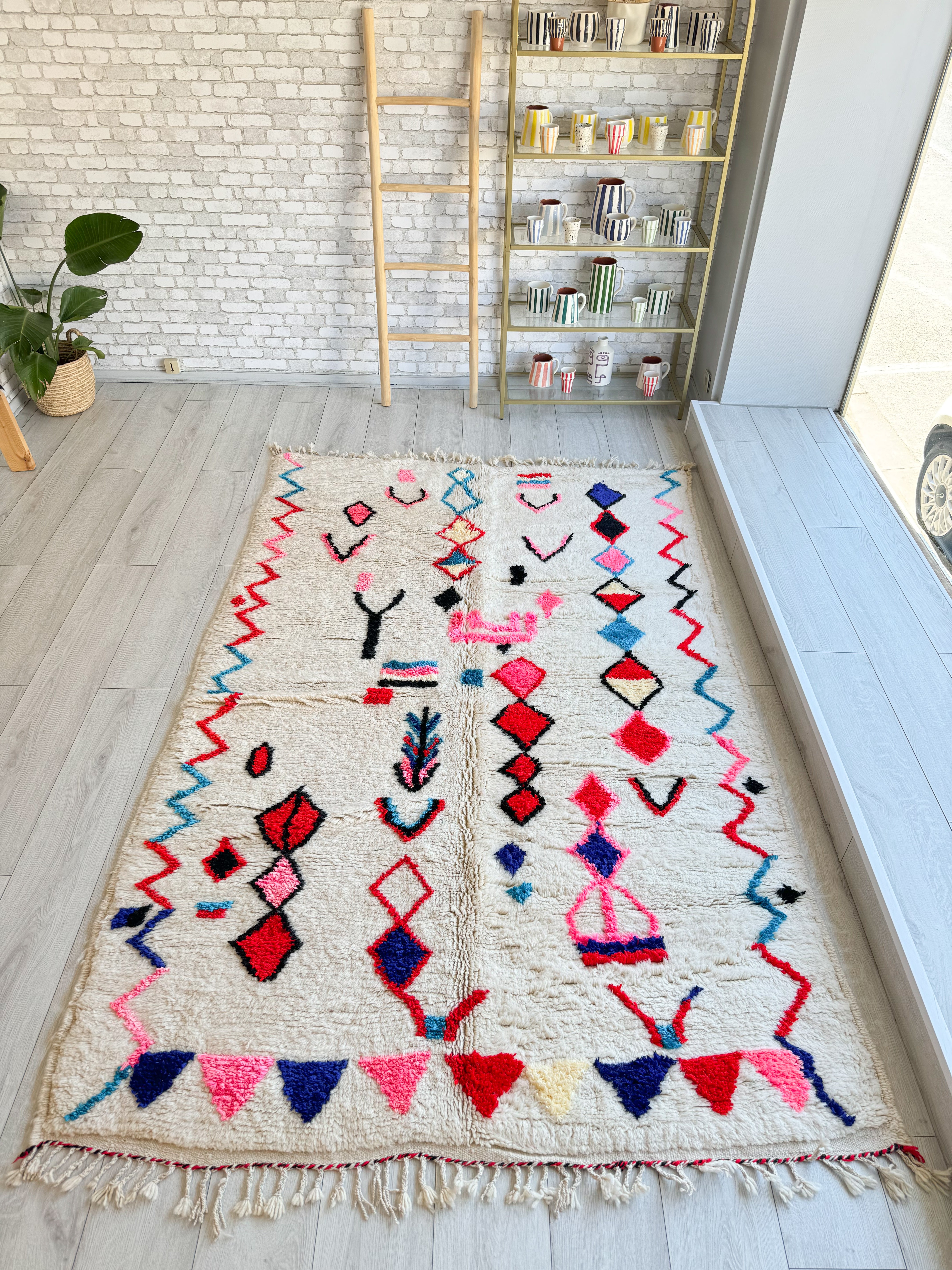 Colorful Moroccan Rug 172 x 285 cm / 5.6 x 9.4 ft - n°1386