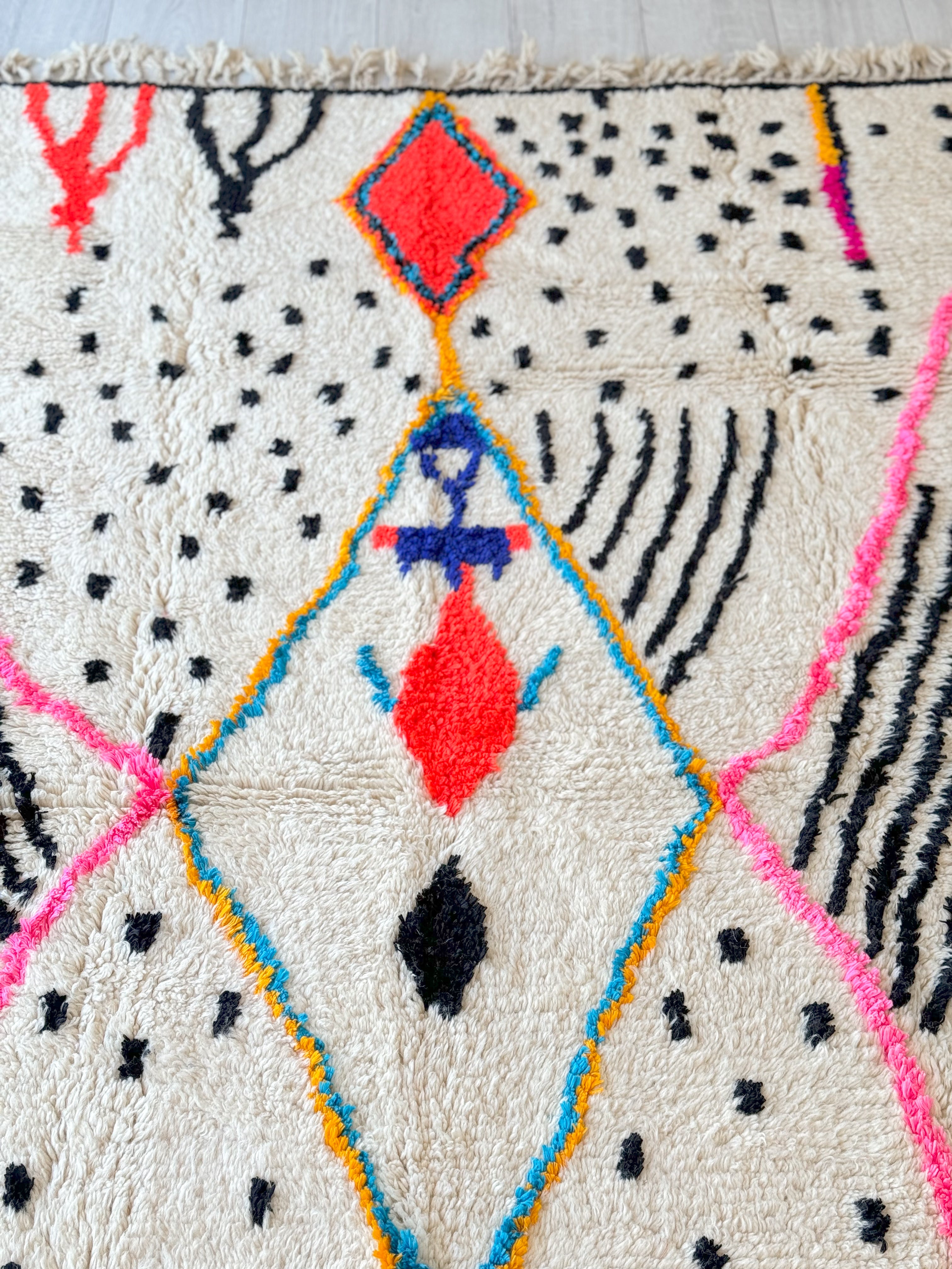 Colorful Berber carpet - n°1273