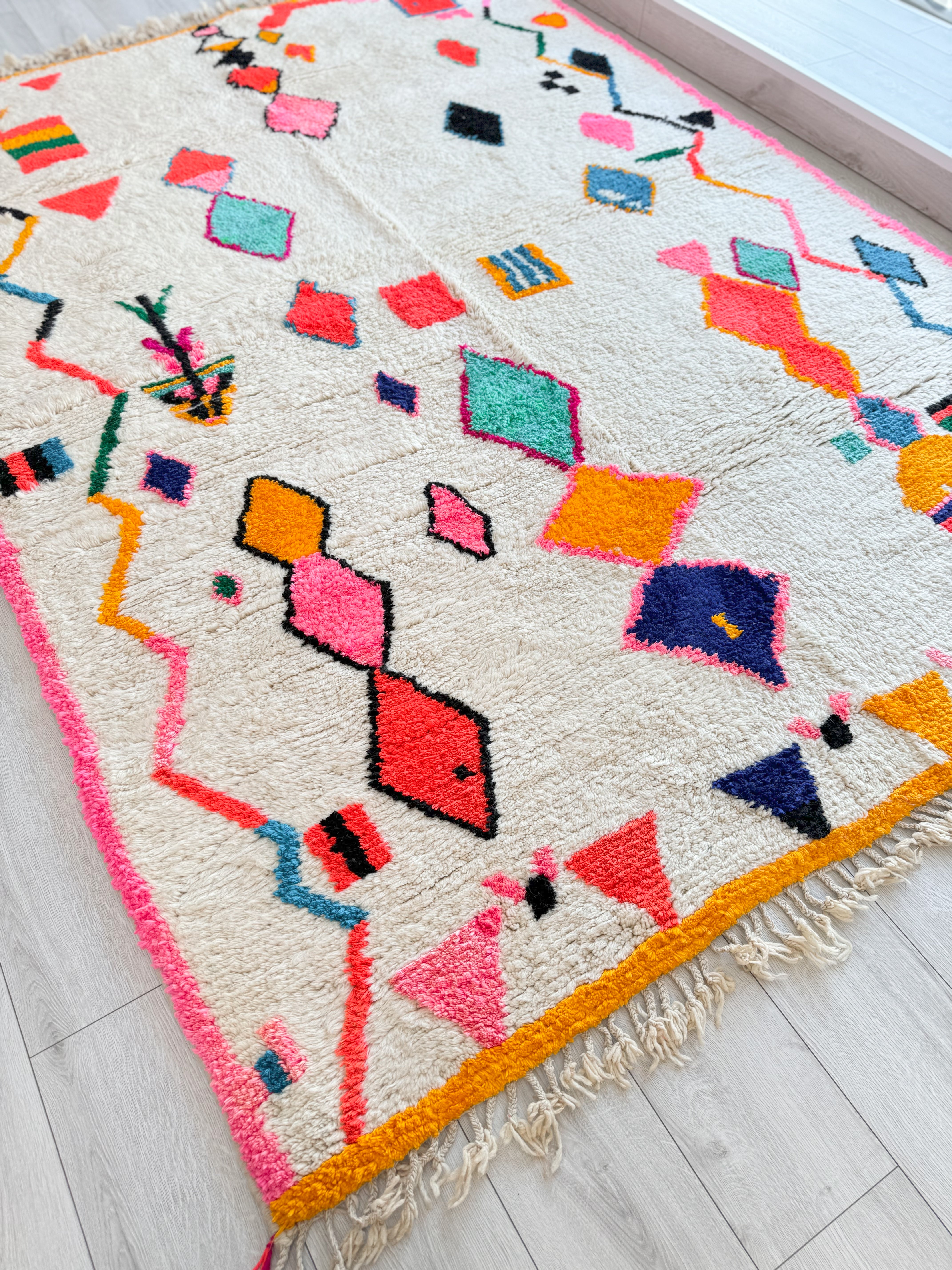 Colorful Berber Rug 220 x 314 cm / 7.2 x 10.3 ft - n°1406