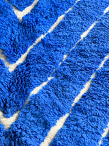 Majorelle blue Berber rug, colorful Beni Ouarain - n°682 