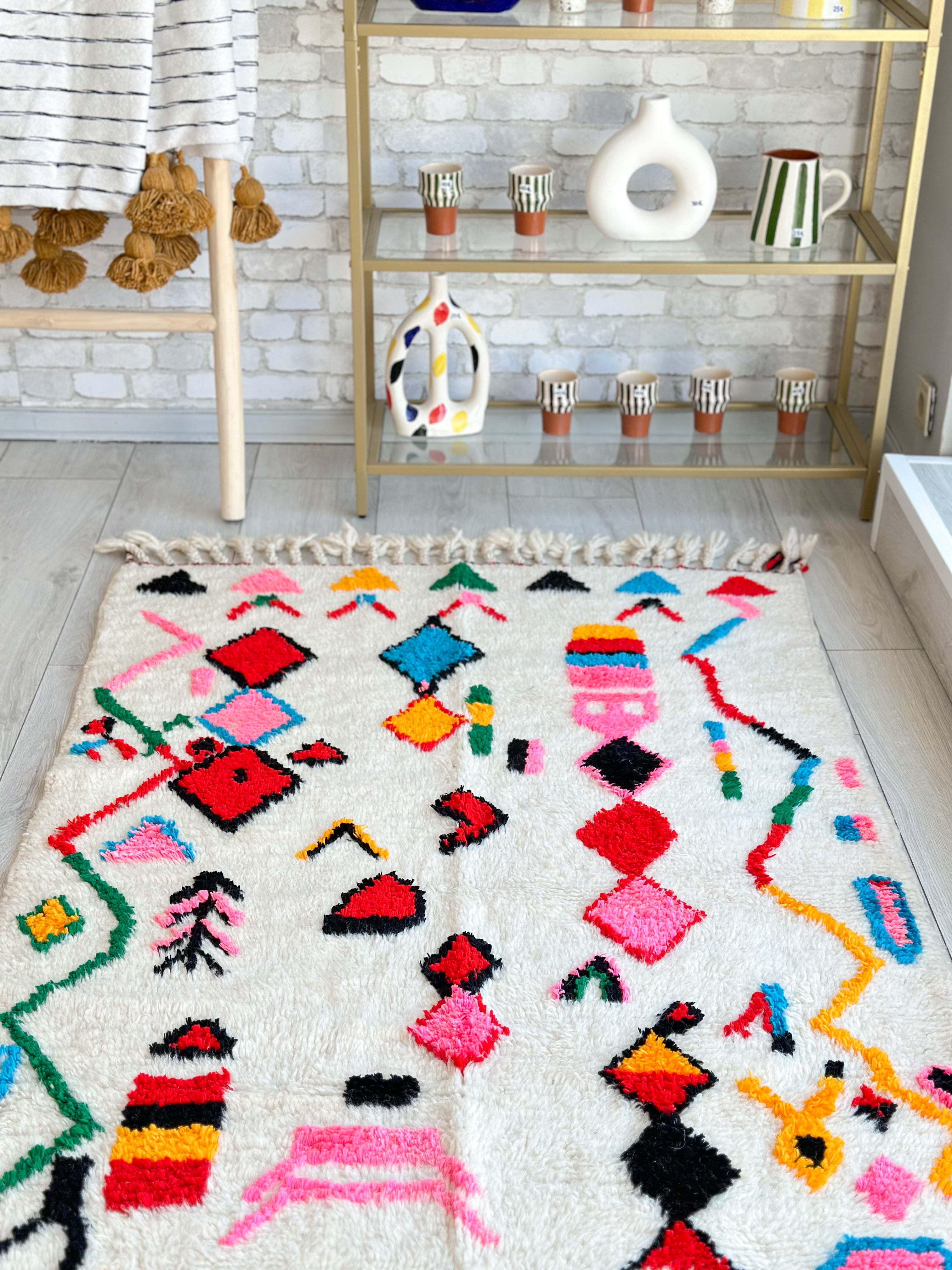 Colorful Berber rug 102 x 173 cm - n°614