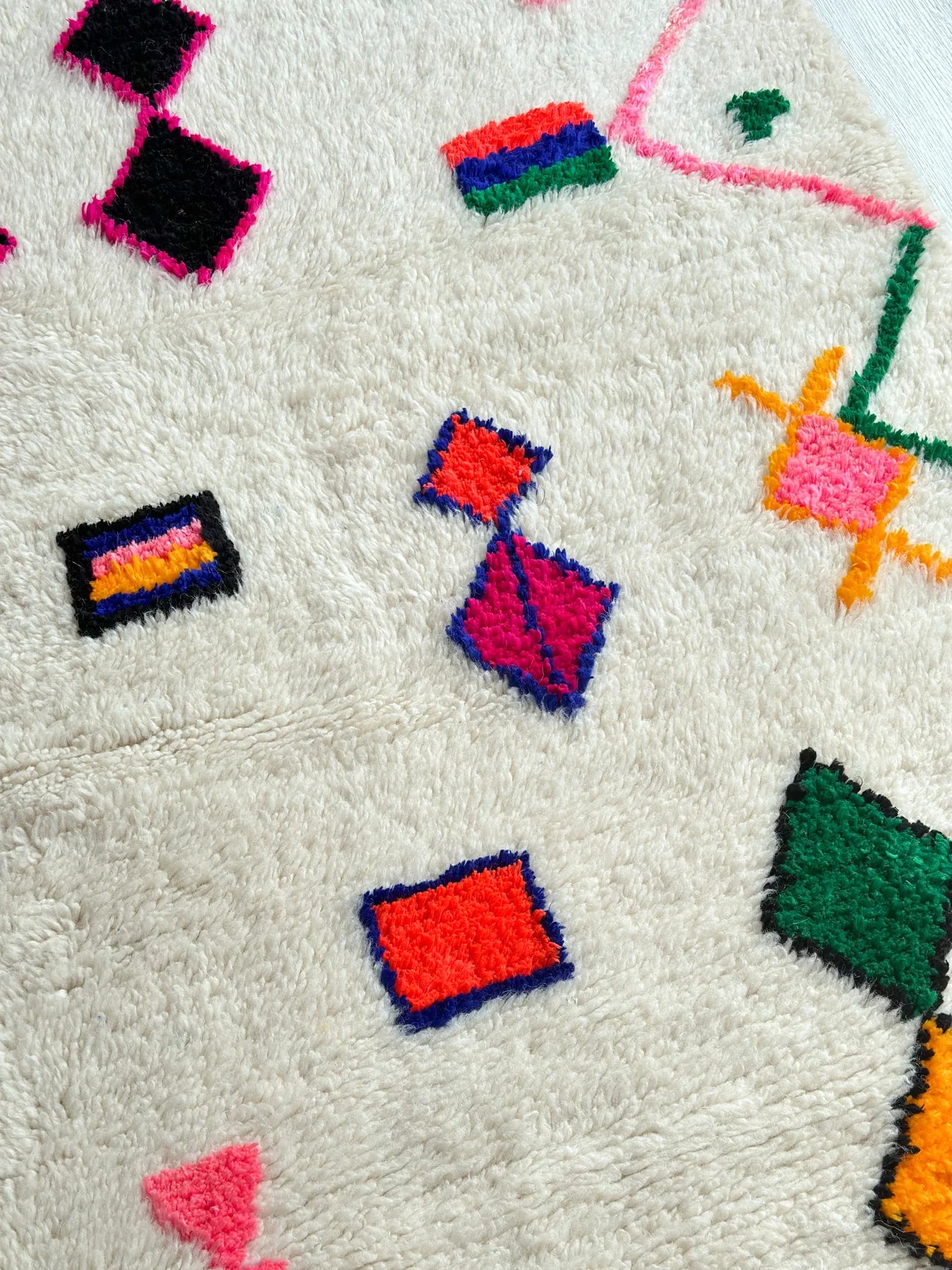 Colorful Berber carpet - n°700