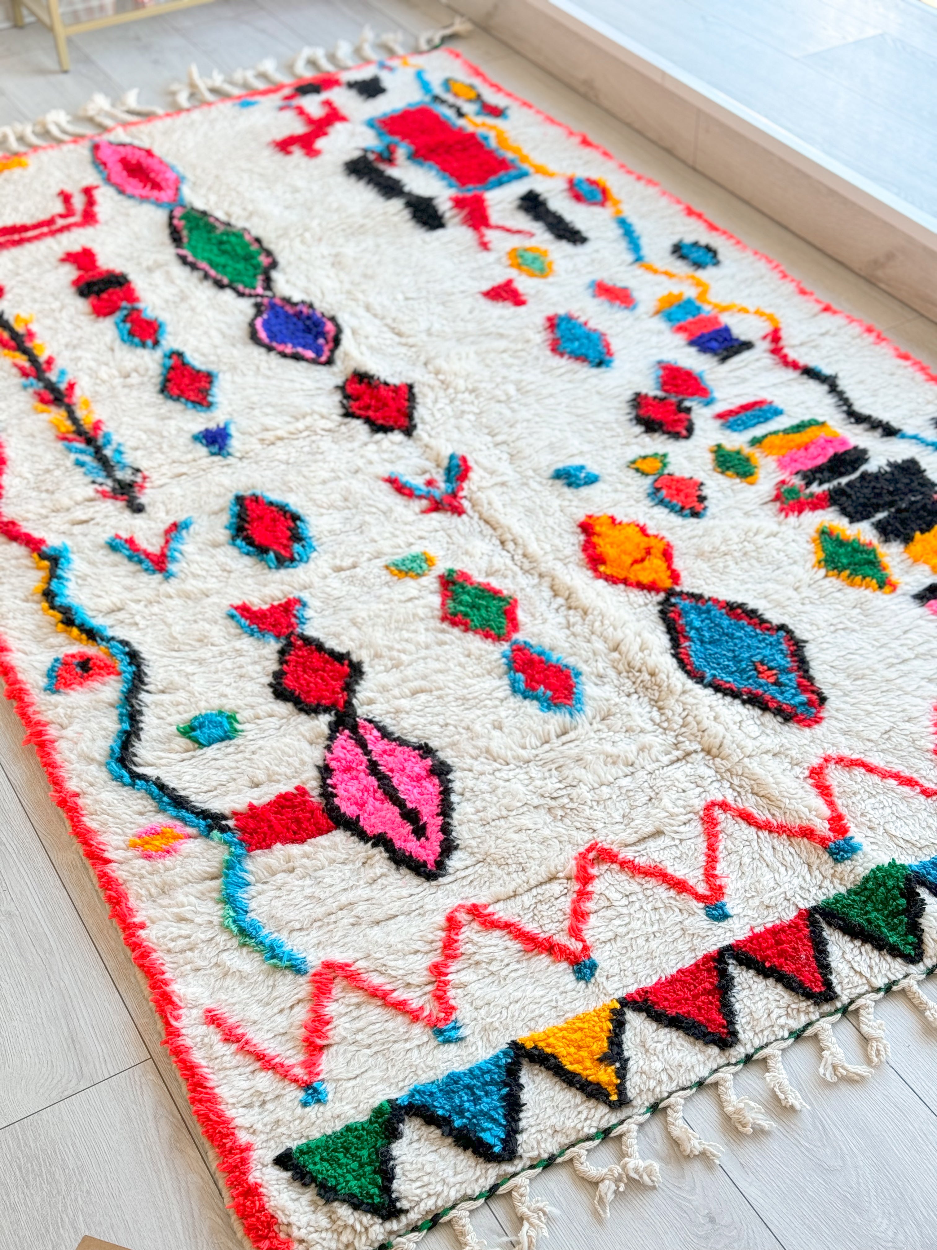 Colorful Berber rug 146 x 260 cm - n°855