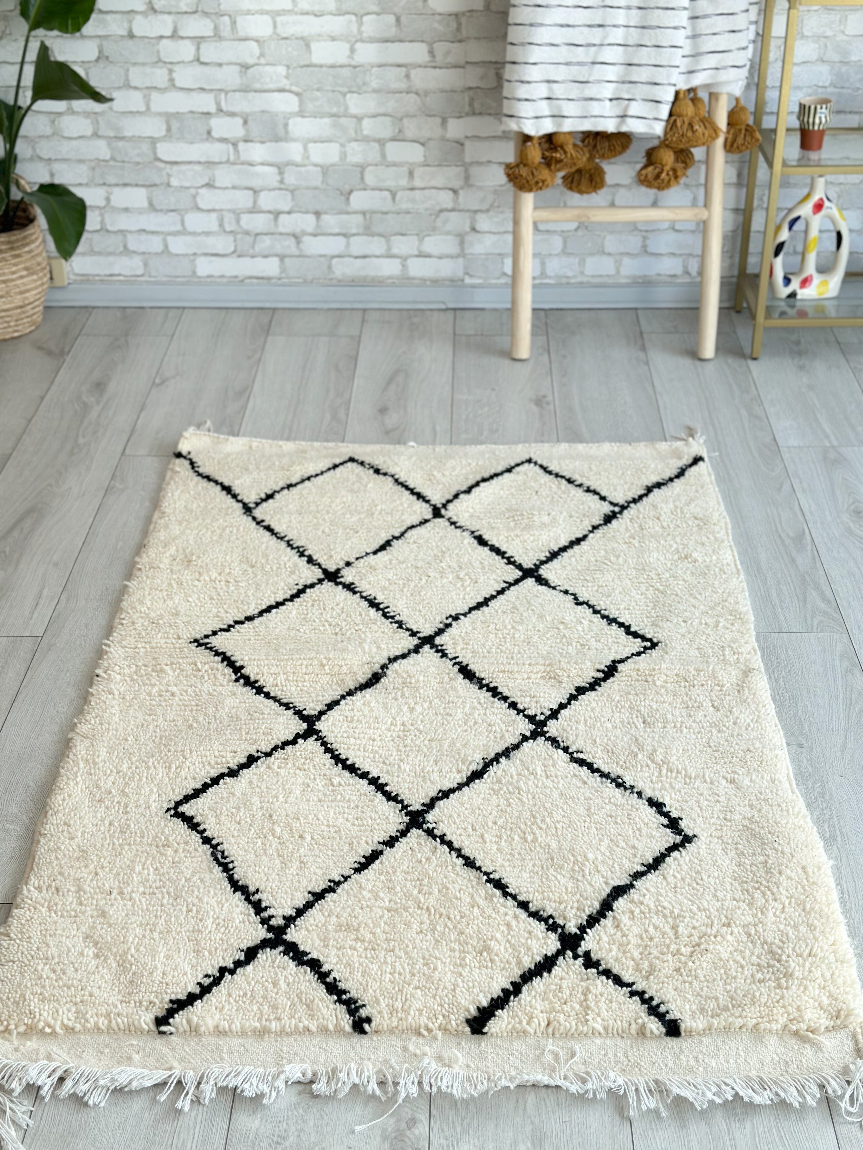 Beni Ouarain rug 101 x 165 cm - n°581