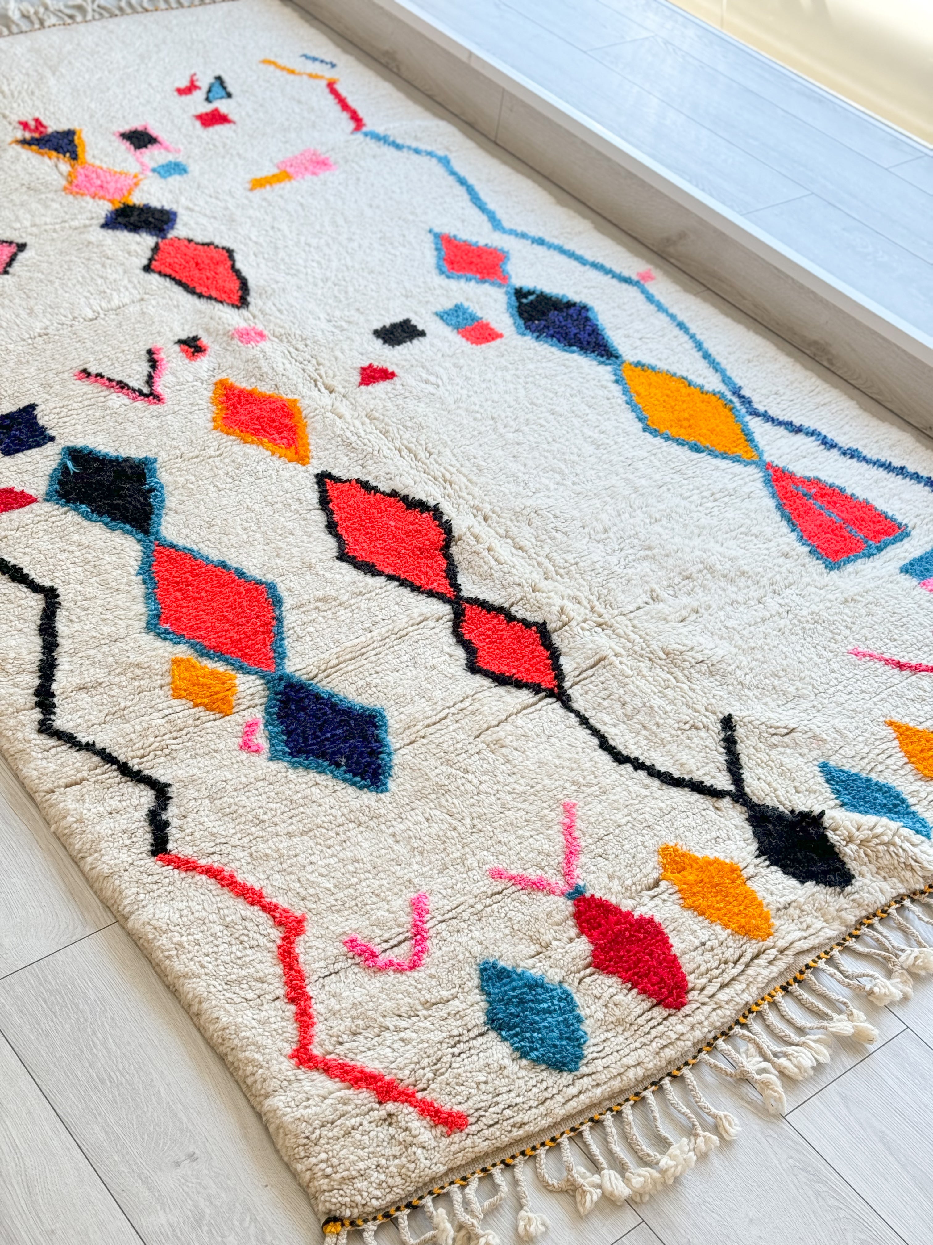 Colorful Moroccan Rug 158 x 280 cm / 5.2 x 9.2 ft - n°1425