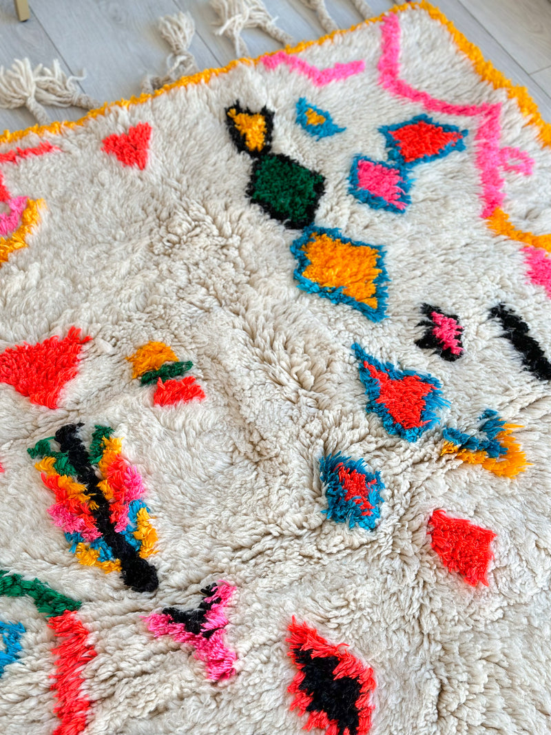 Colorful Berber rug 107 x 170 cm - n°717