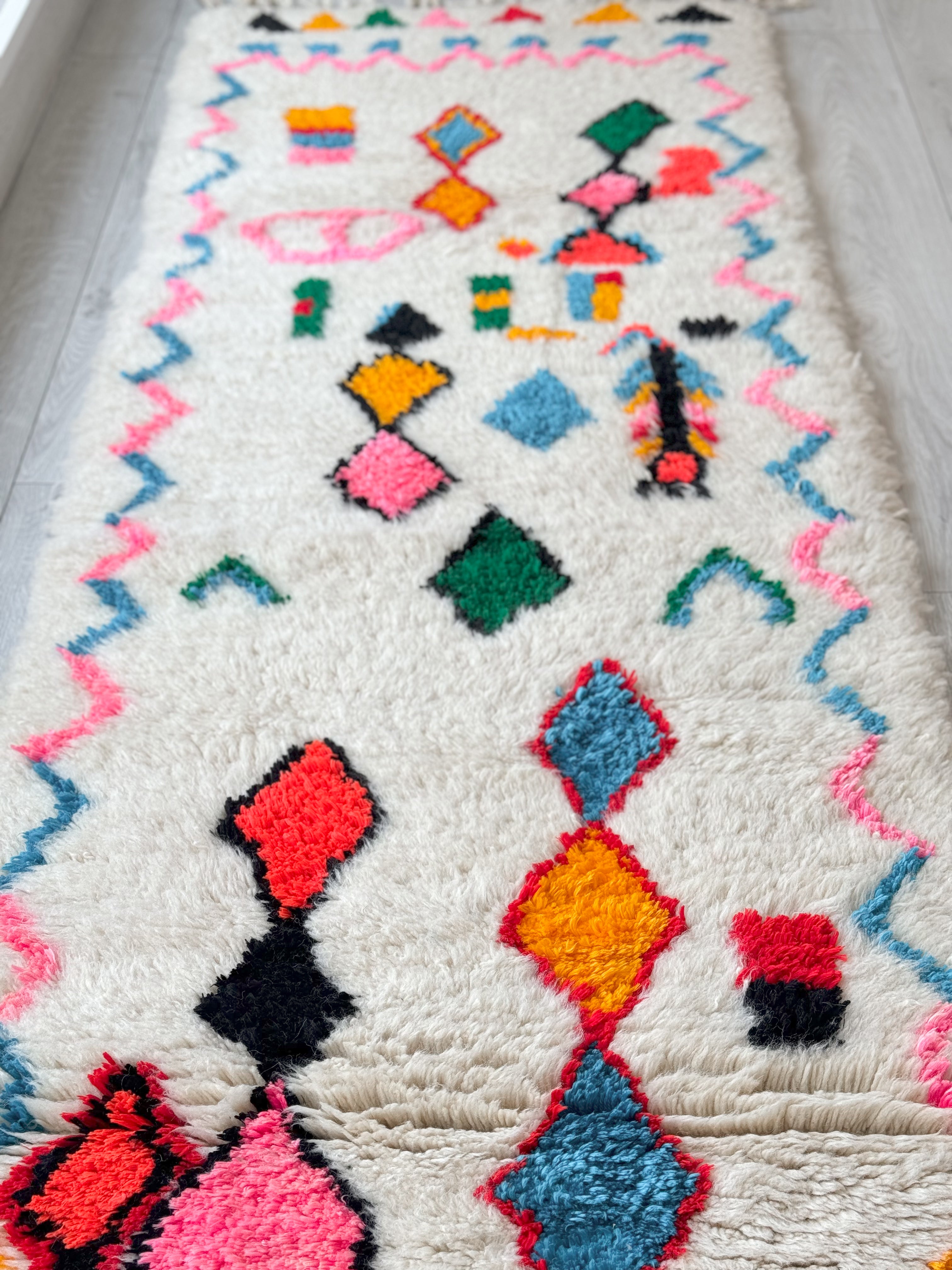 Colorful Moroccan Runner Rug 85 x 270 cm / 2.8 x 8.9 ft - n°1378