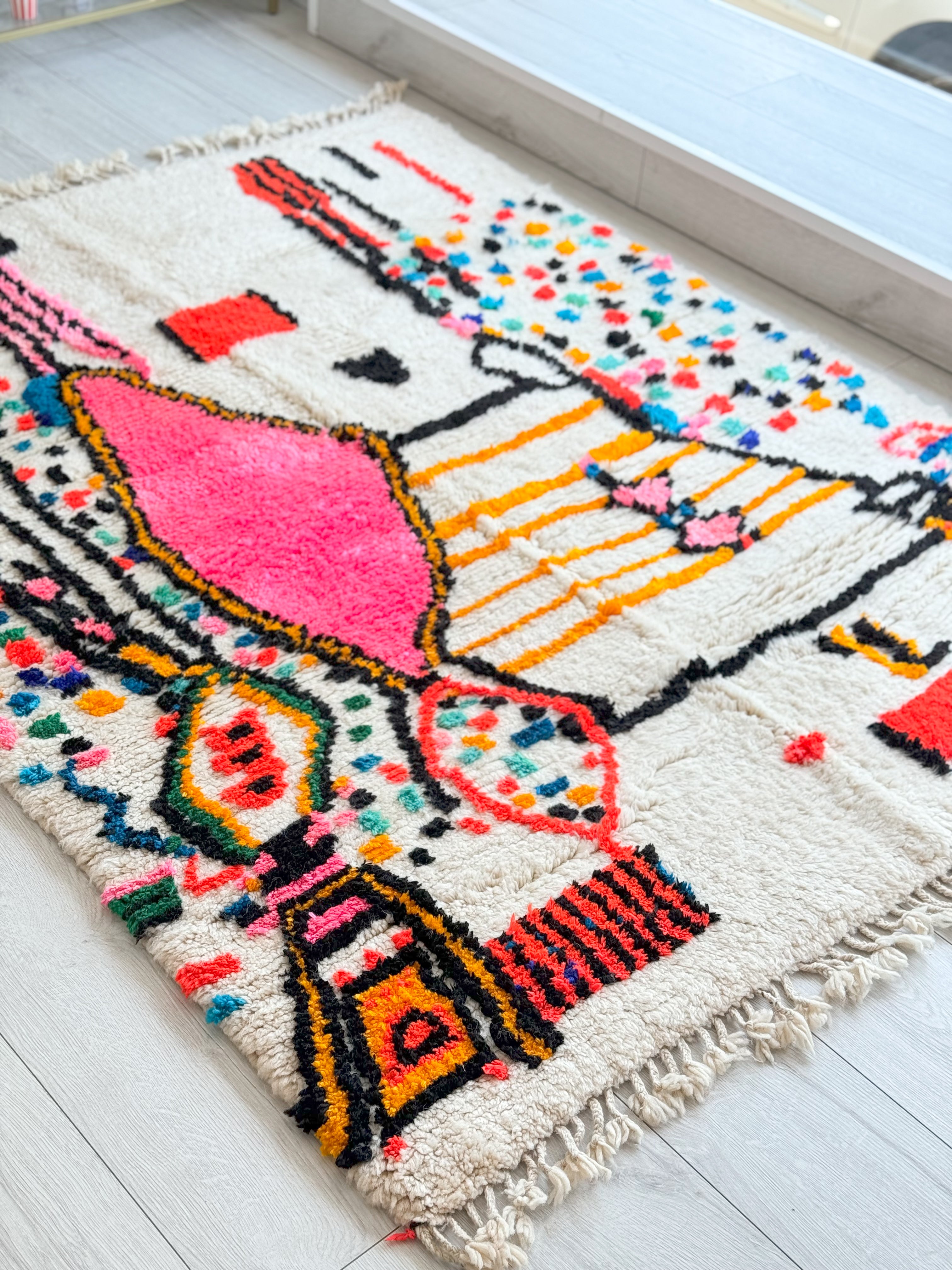 Colorful Moroccan Rug 154 x 202 cm / 5.1 x 6.6 ft - n°1120