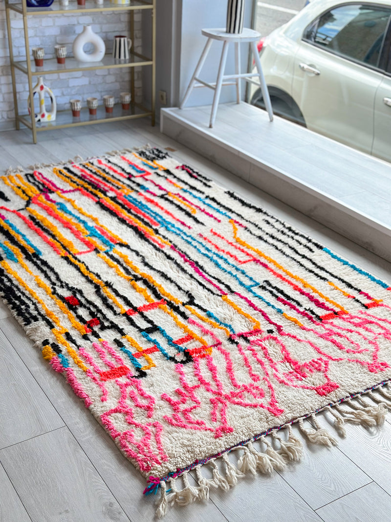 Colorful Berber rug 140 x 260 cm - n°700