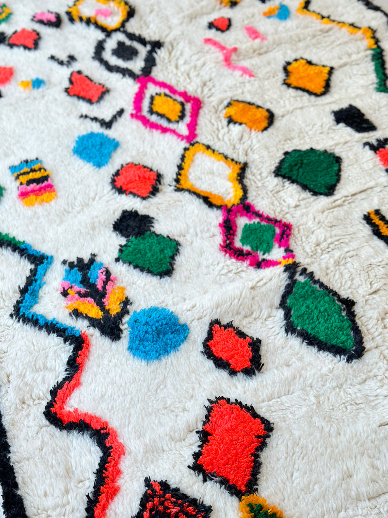 Colorful Berber rug 140 x 260 cm - n°608