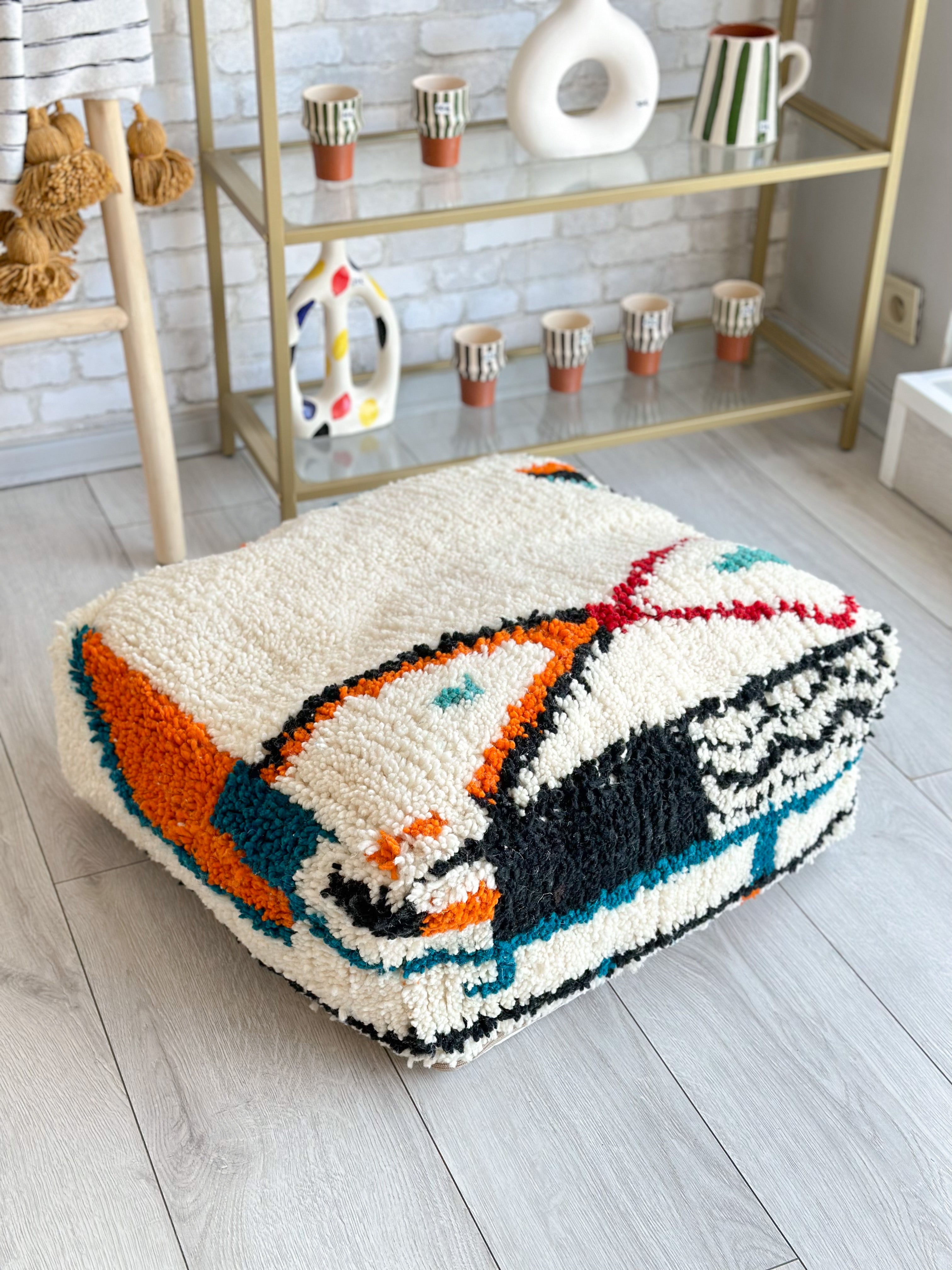 Pouf Marocain, pouf Beni Ouarain - 60 x 60 cm