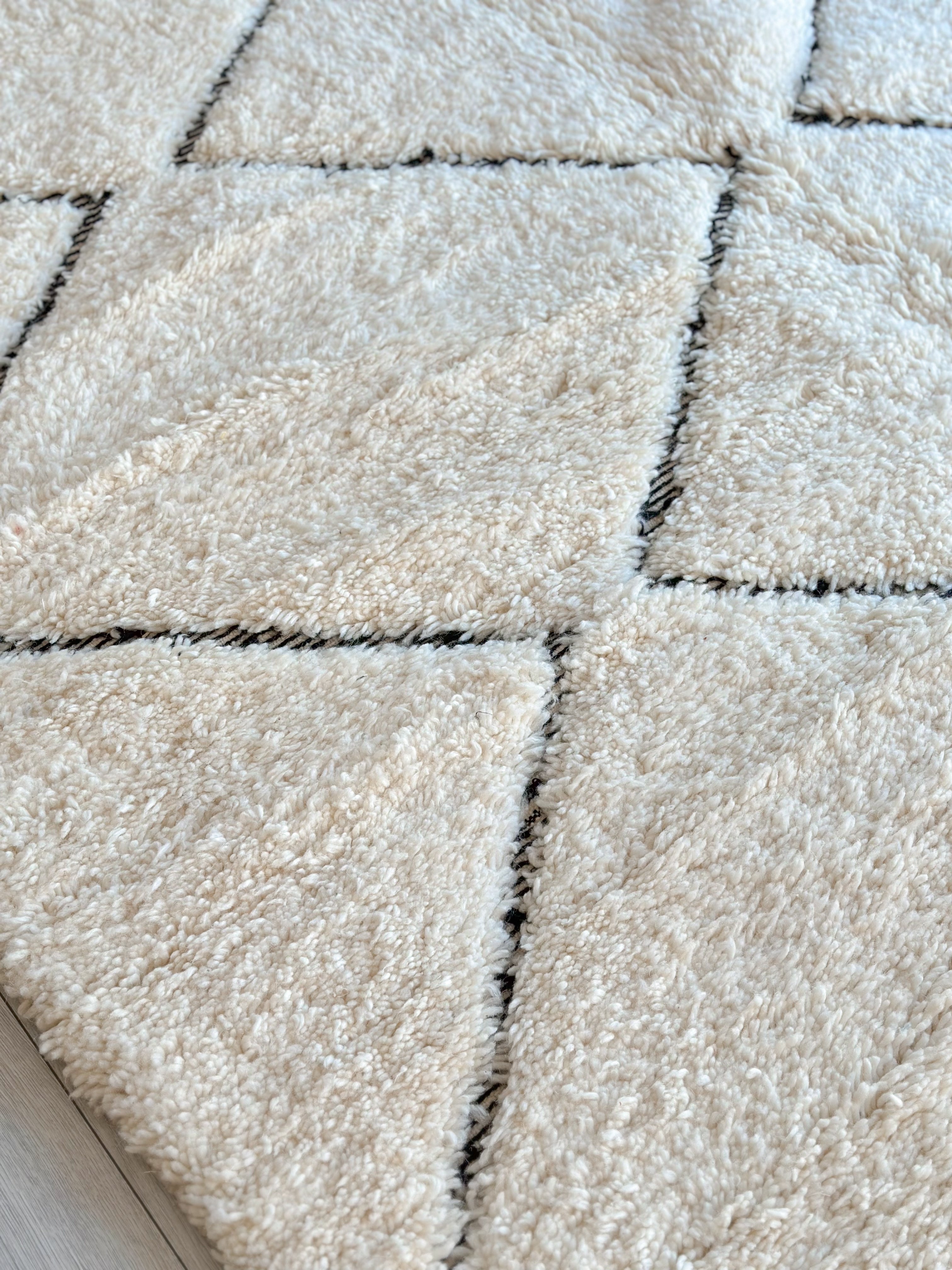 Beni Ouarain shaggy rug - 198 x 320 cm - n°752