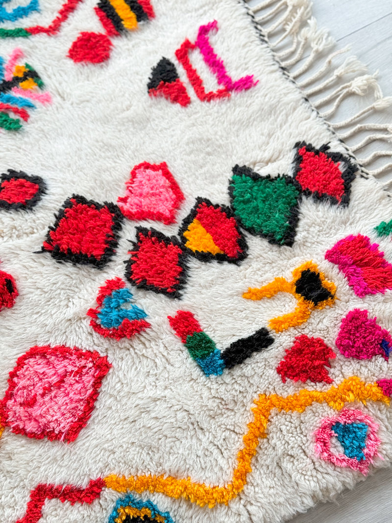 Colorful Berber rug 106 x 160 cm - n°873