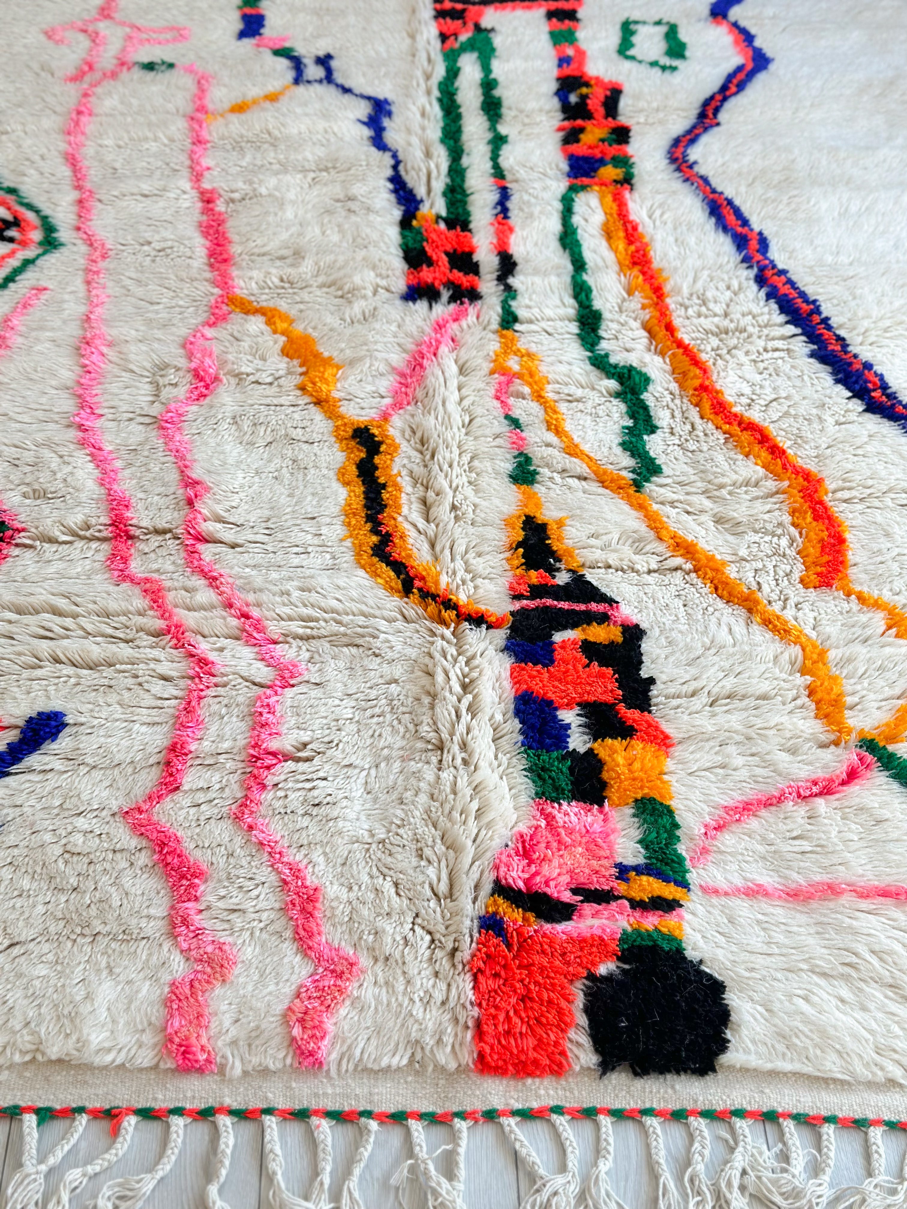 Colorful Berber rug 160 x 265 cm - n°590