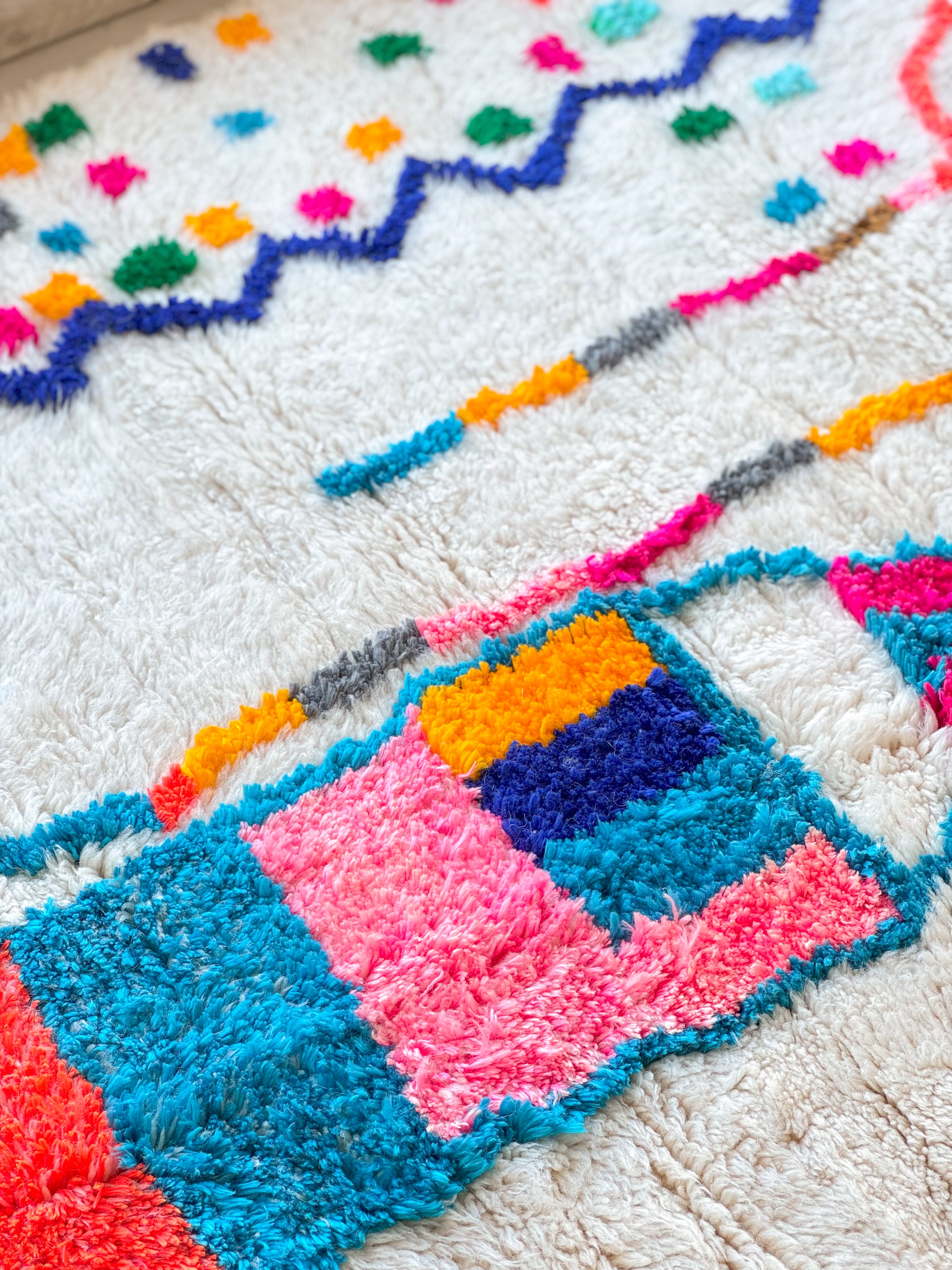 Colorful Berber rug 153 x 270 cm - n°873