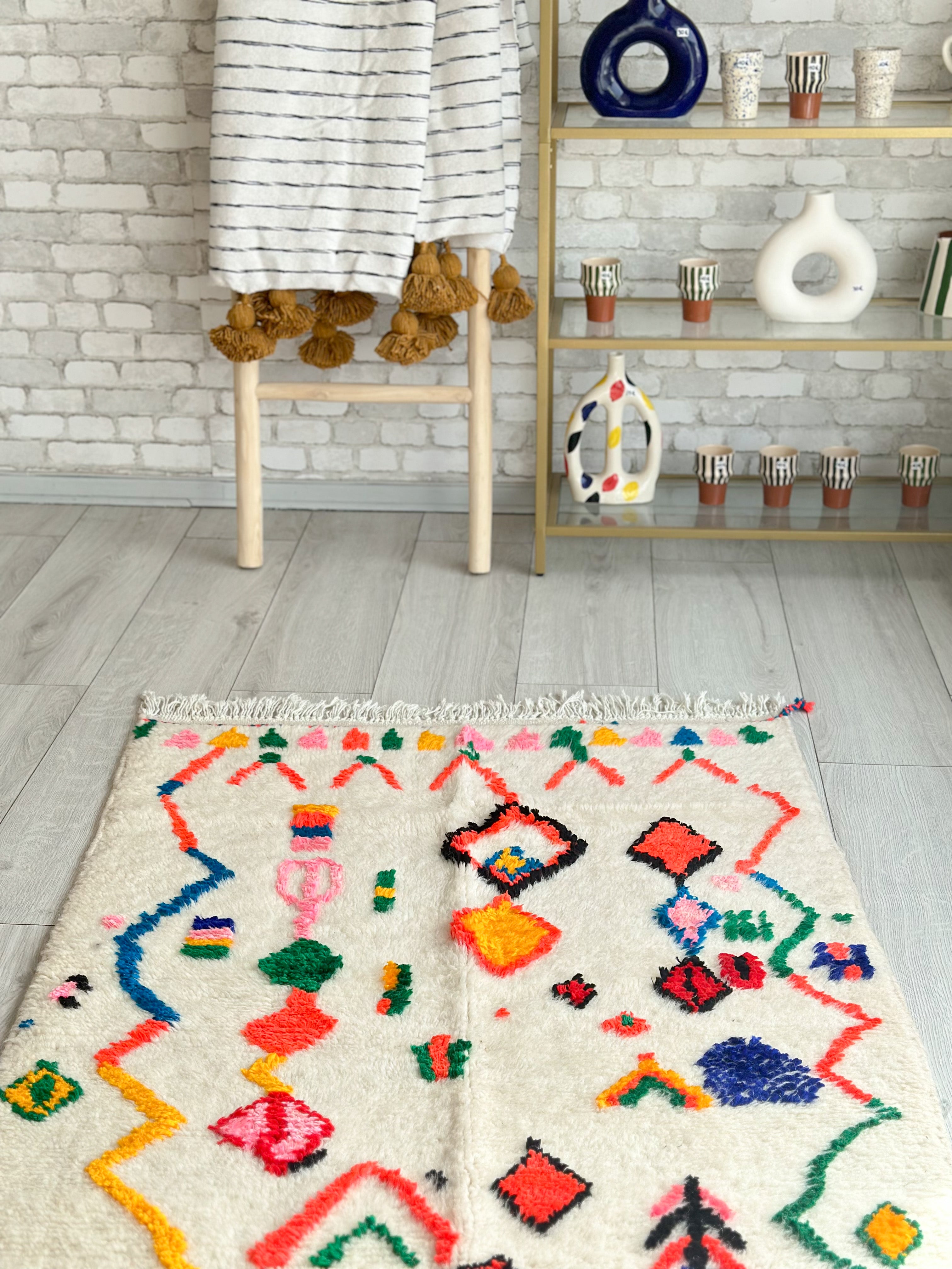 Colorful Berber rug 95 x 165 cm - n°578