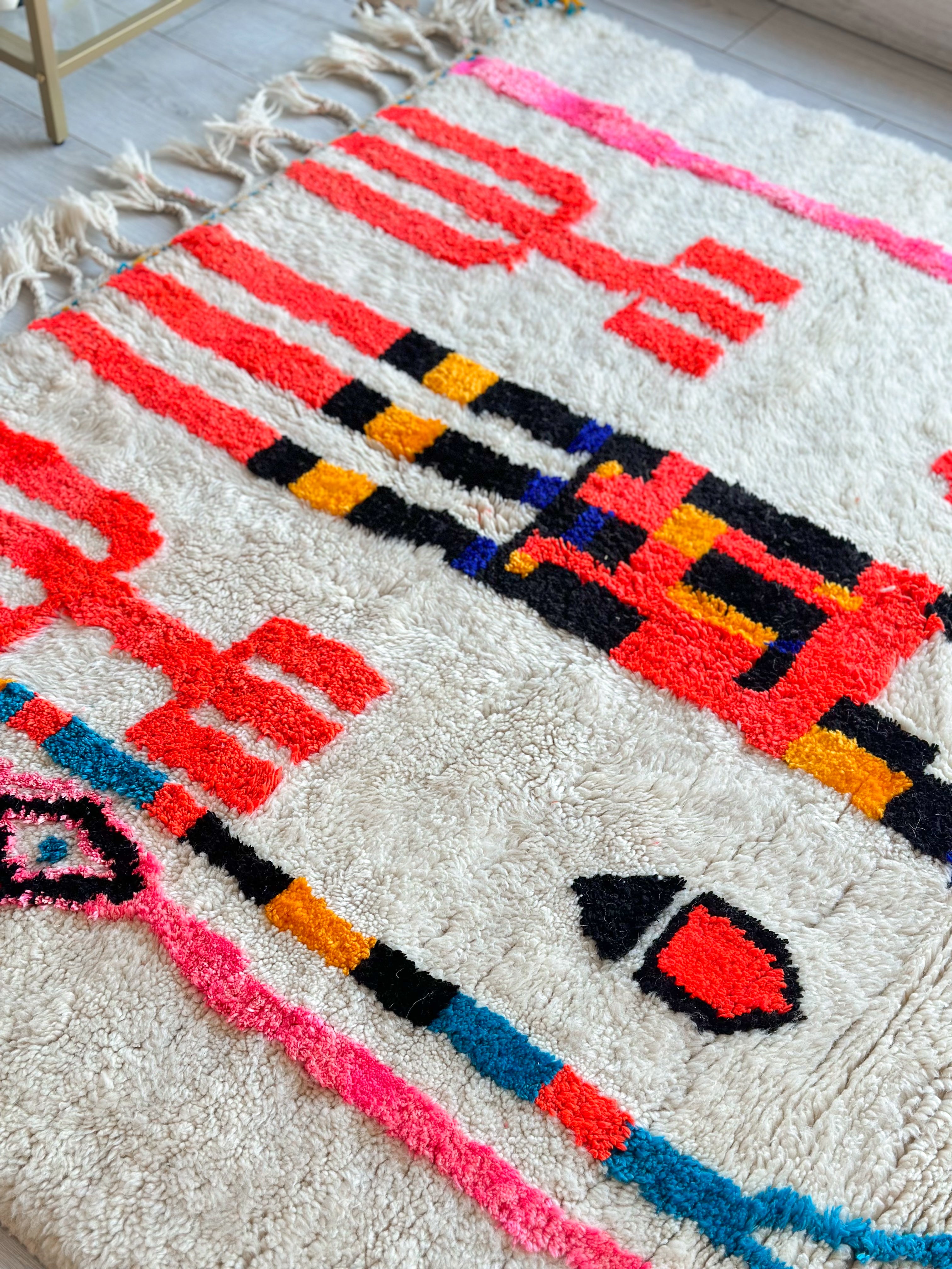 Colorful Berber rug 145 x 260 cm - n°736