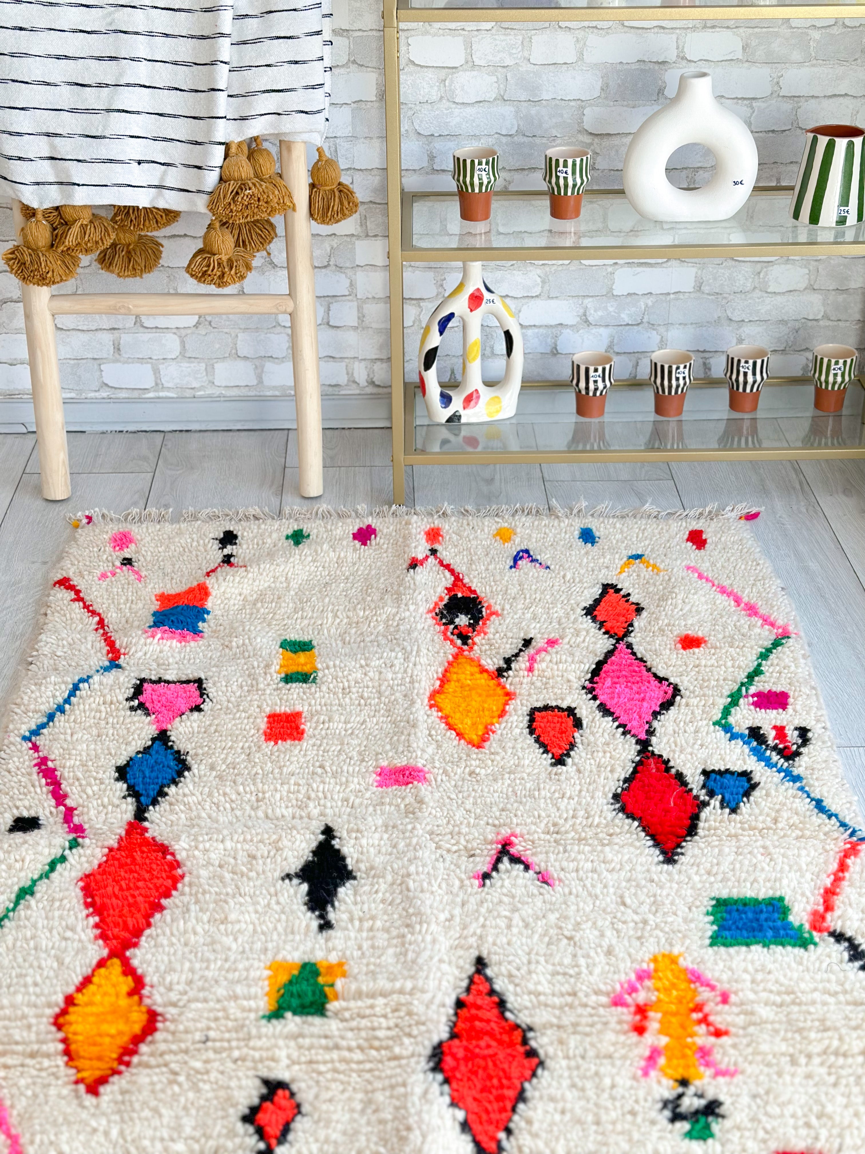 Colorful Berber rug 100 x 160 cm - n°659