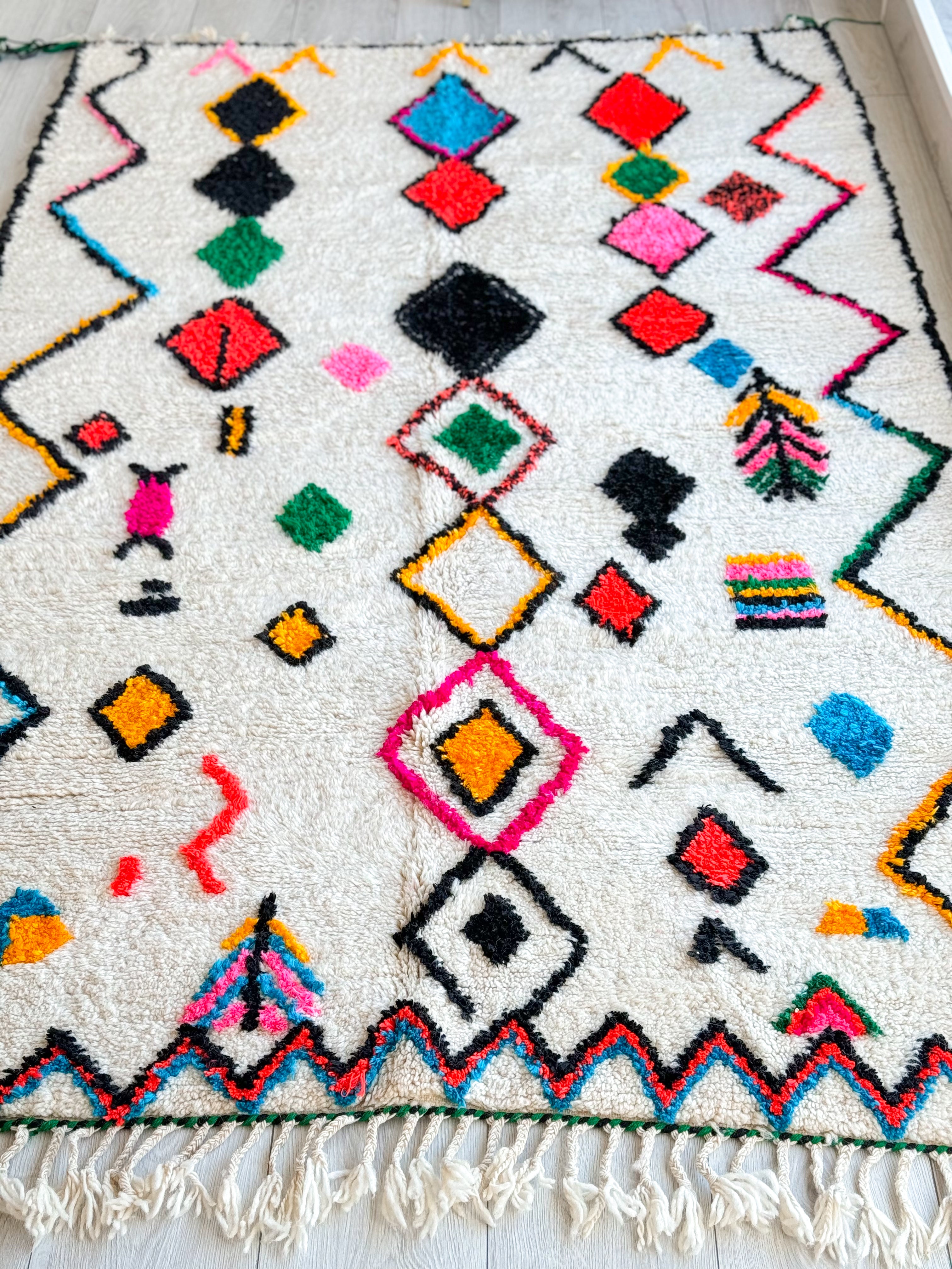 Colorful Berber rug 150 x 260 cm - n°870