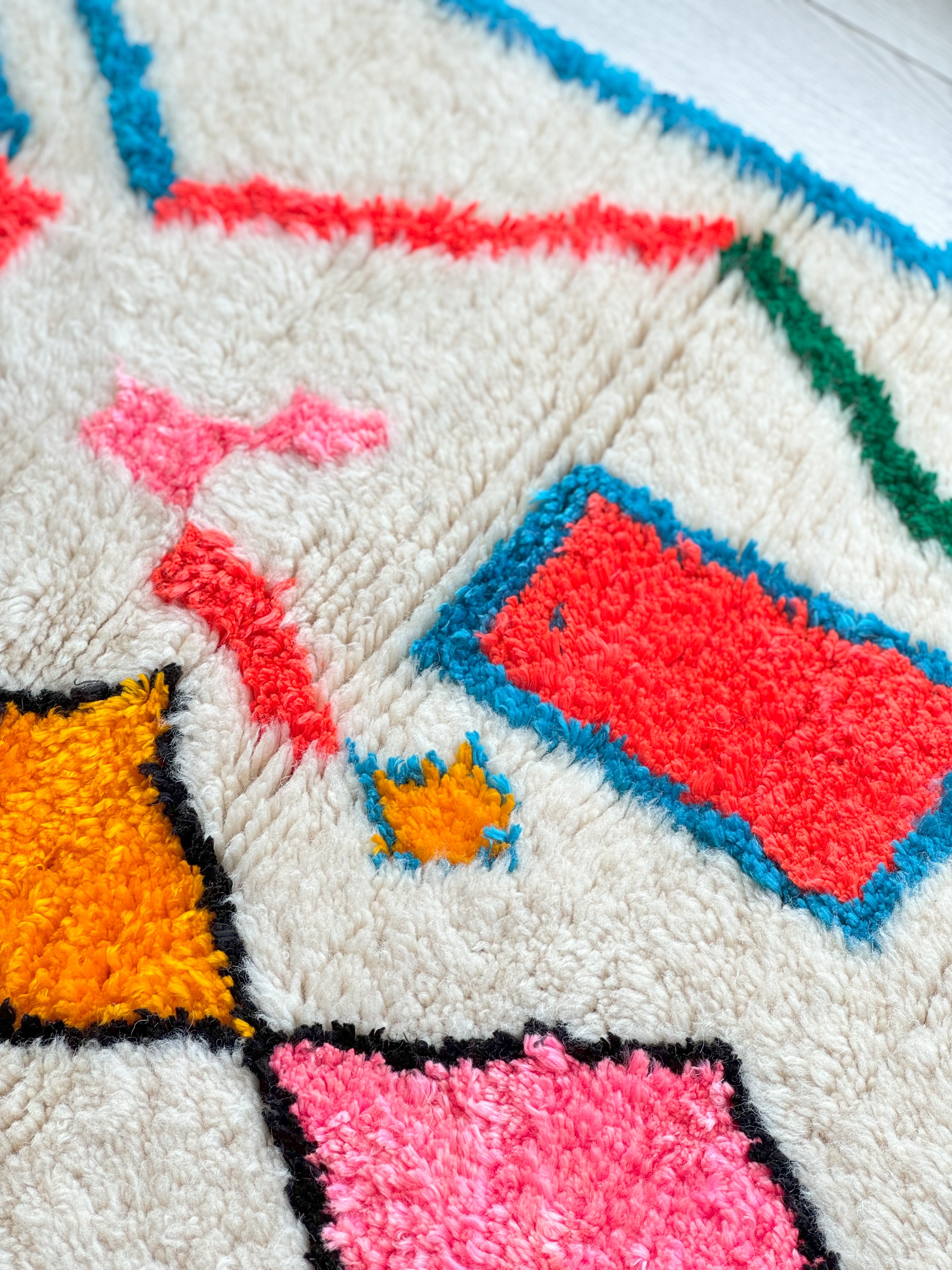 Colorful Berber carpet - n°1283