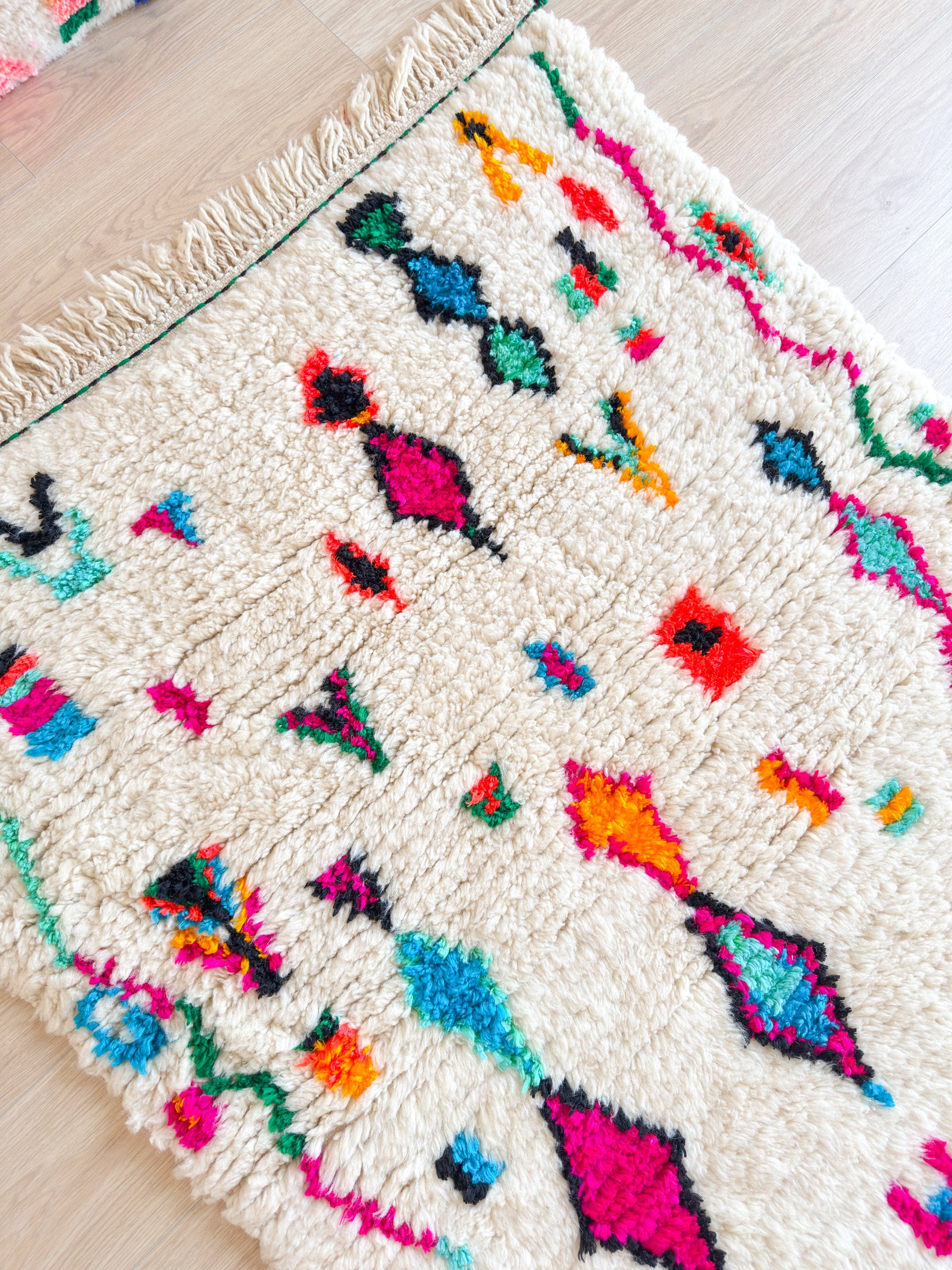 Colorful Berber rug 116 x 171 cm - n°2106