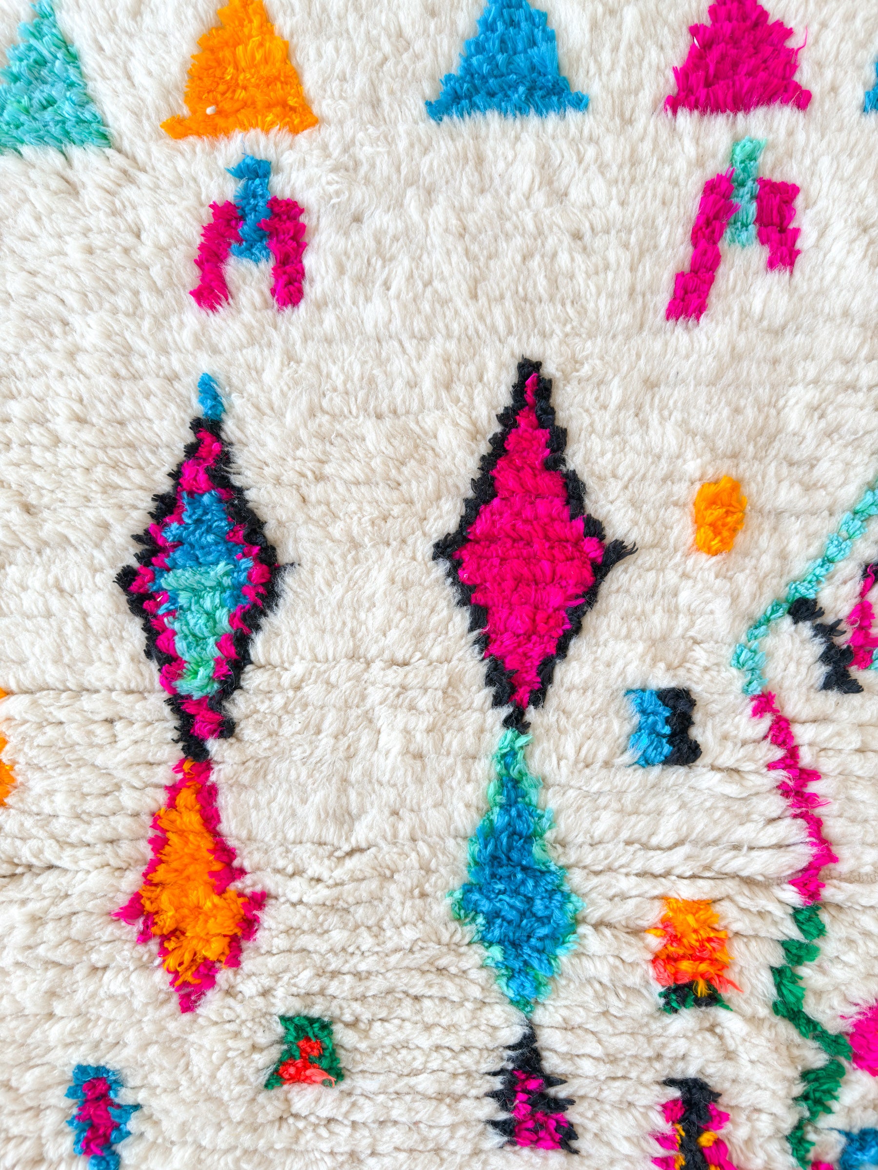 Colorful Berber rug 116 x 171 cm - n°2106
