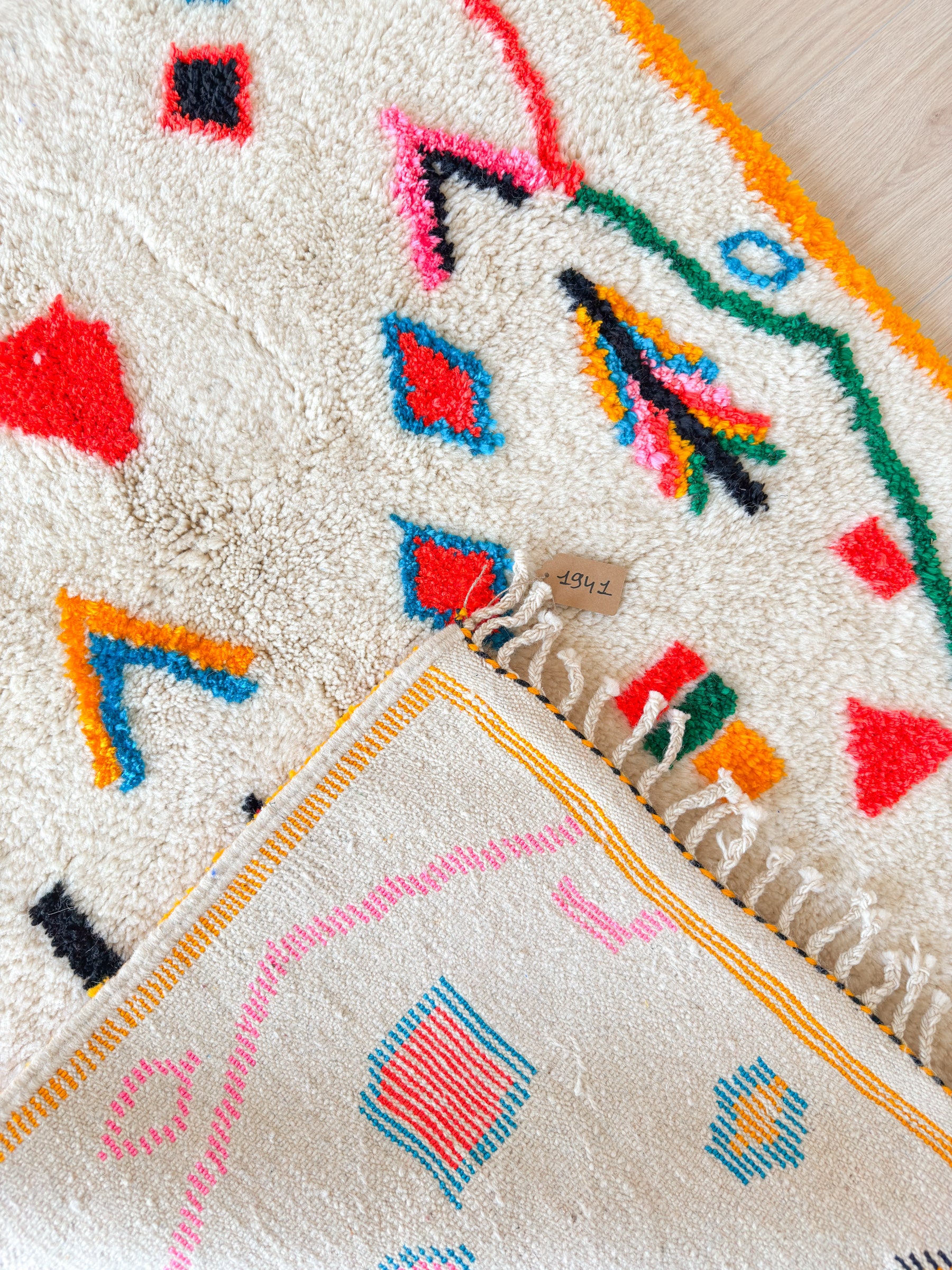 Colorful Berber rug 113 x 200 cm - n°1941