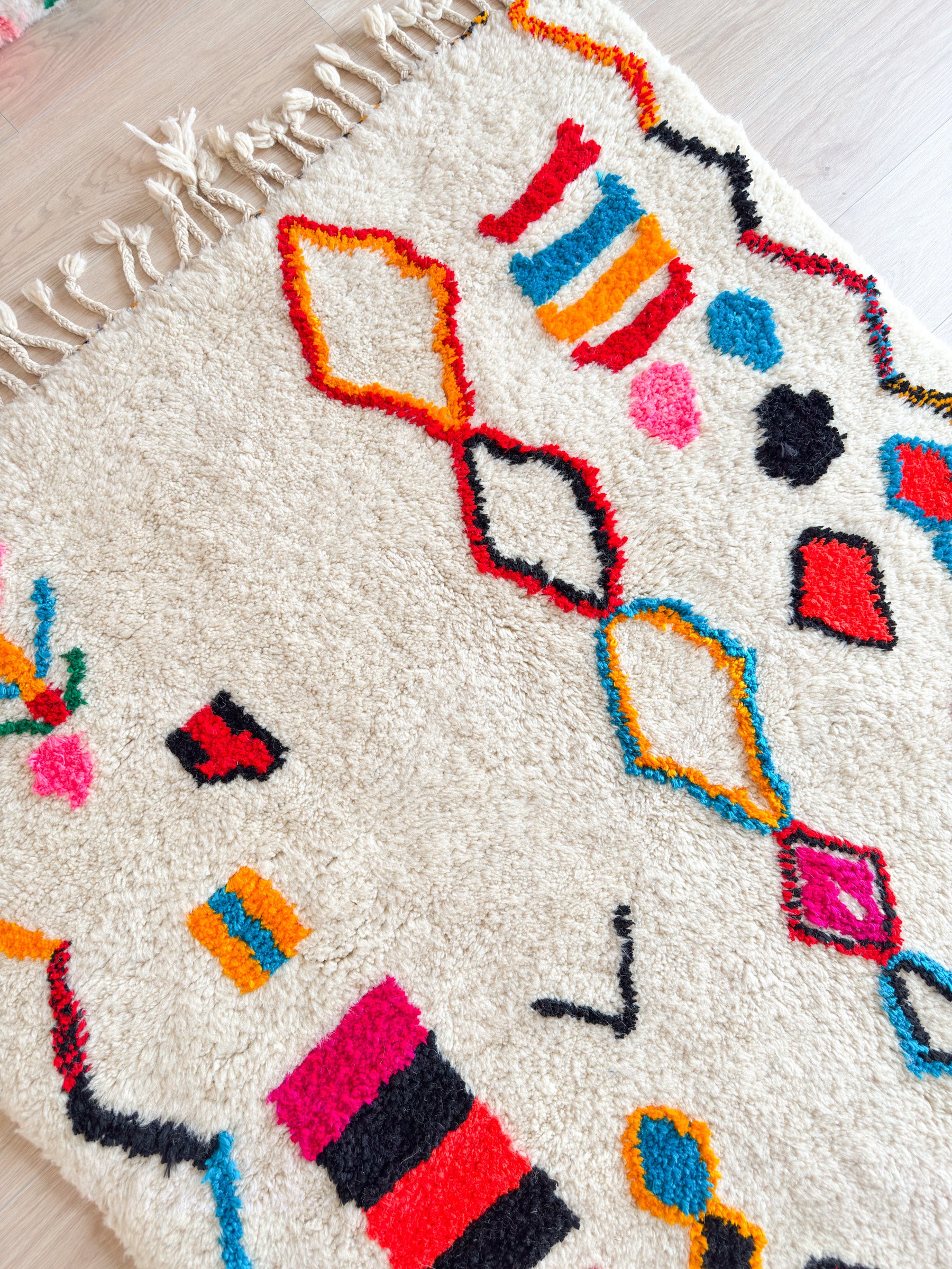 Colorful Berber rug 142 x 225 cm - no. 2121