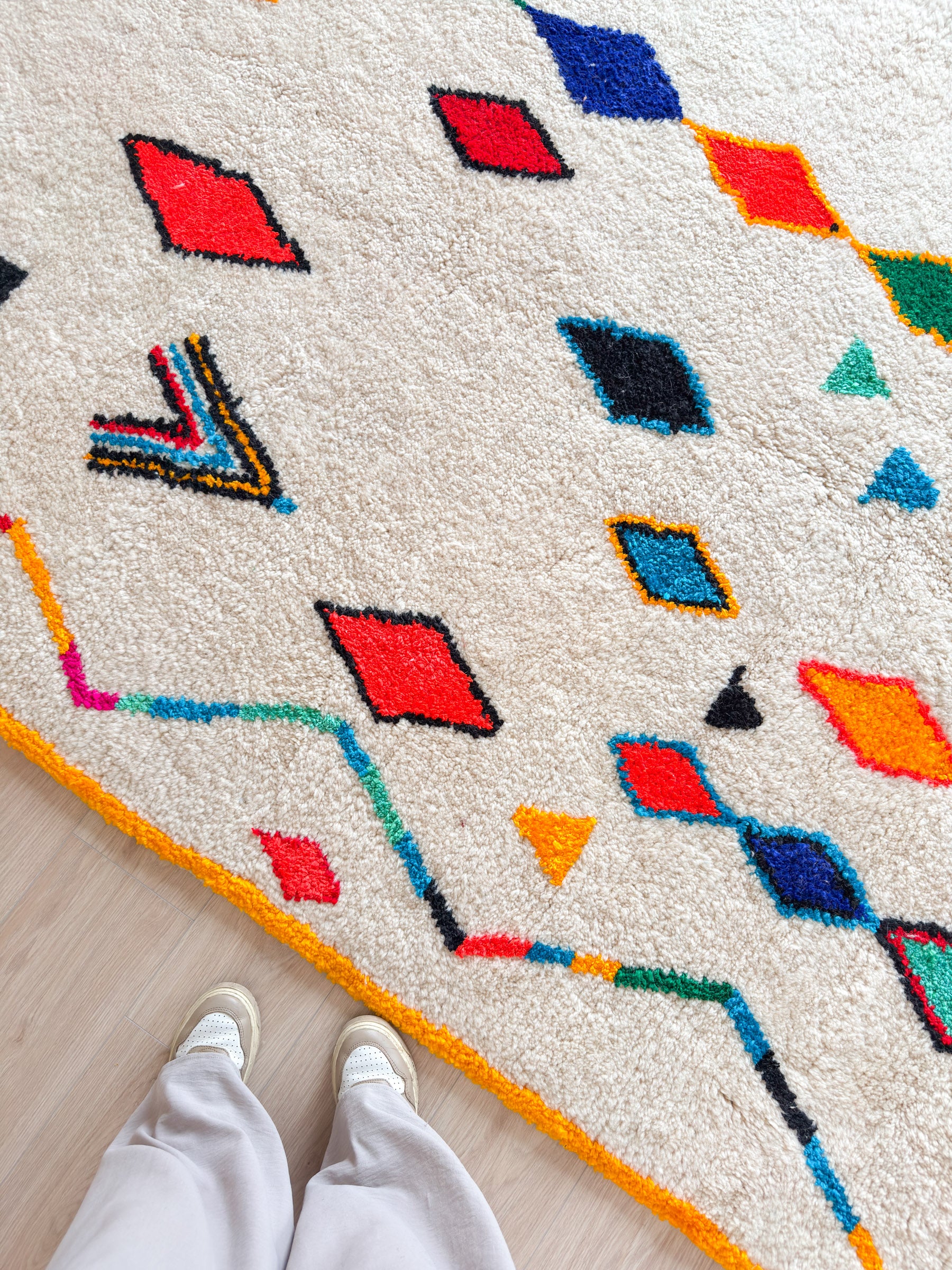 Colorful Berber rug 192 x 284 cm - n°1948