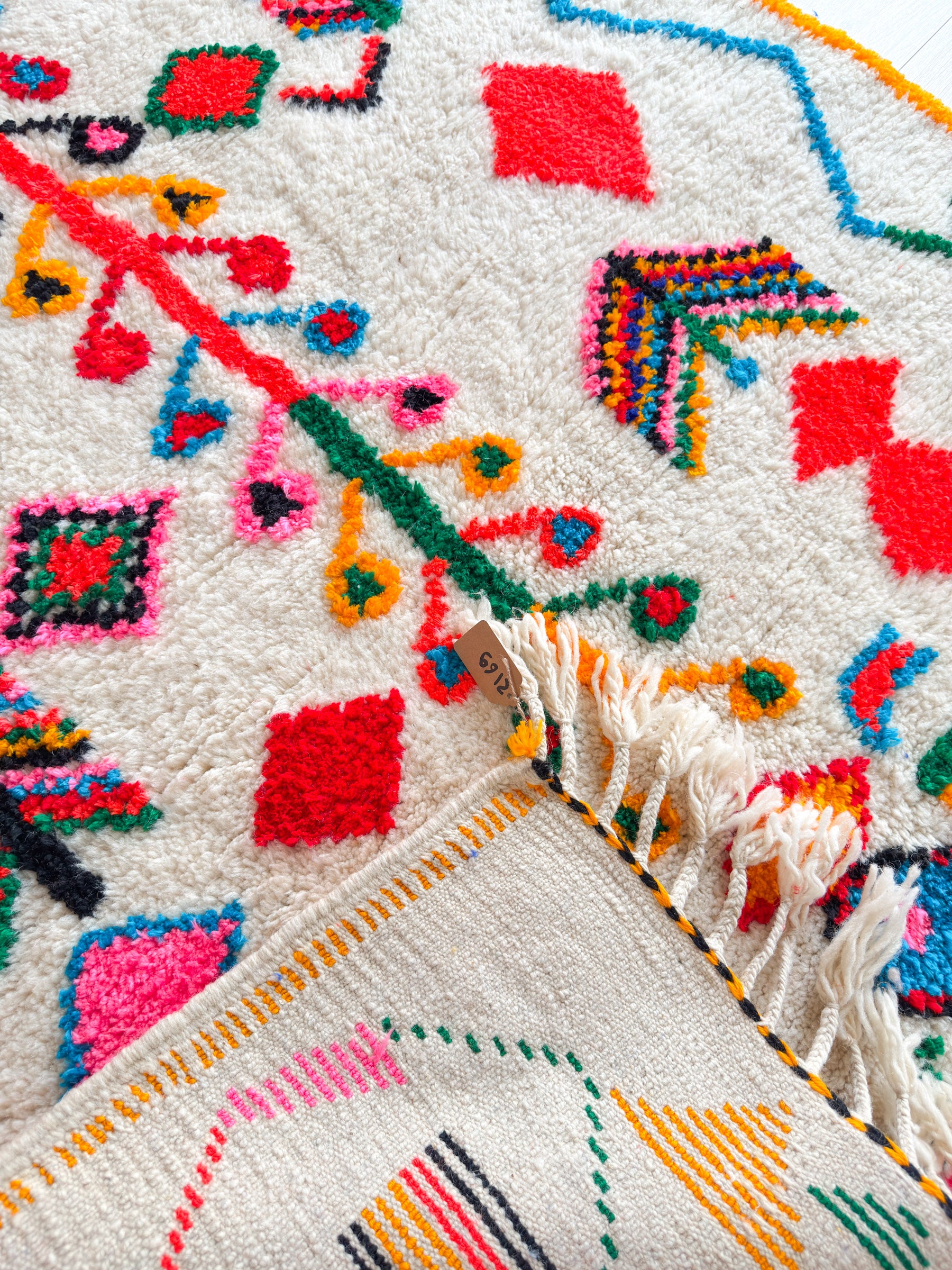Colorful Berber rug 146 x 243 cm - no. 2169