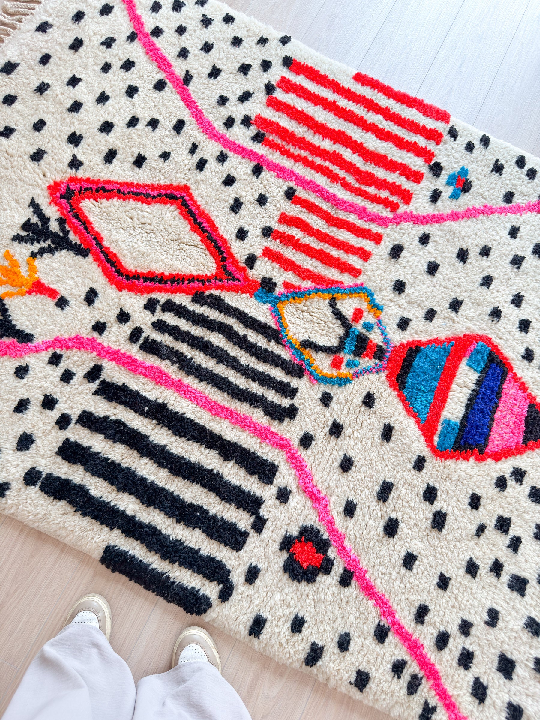 Colorful Berber rug 150 x 212 cm - n° 2052