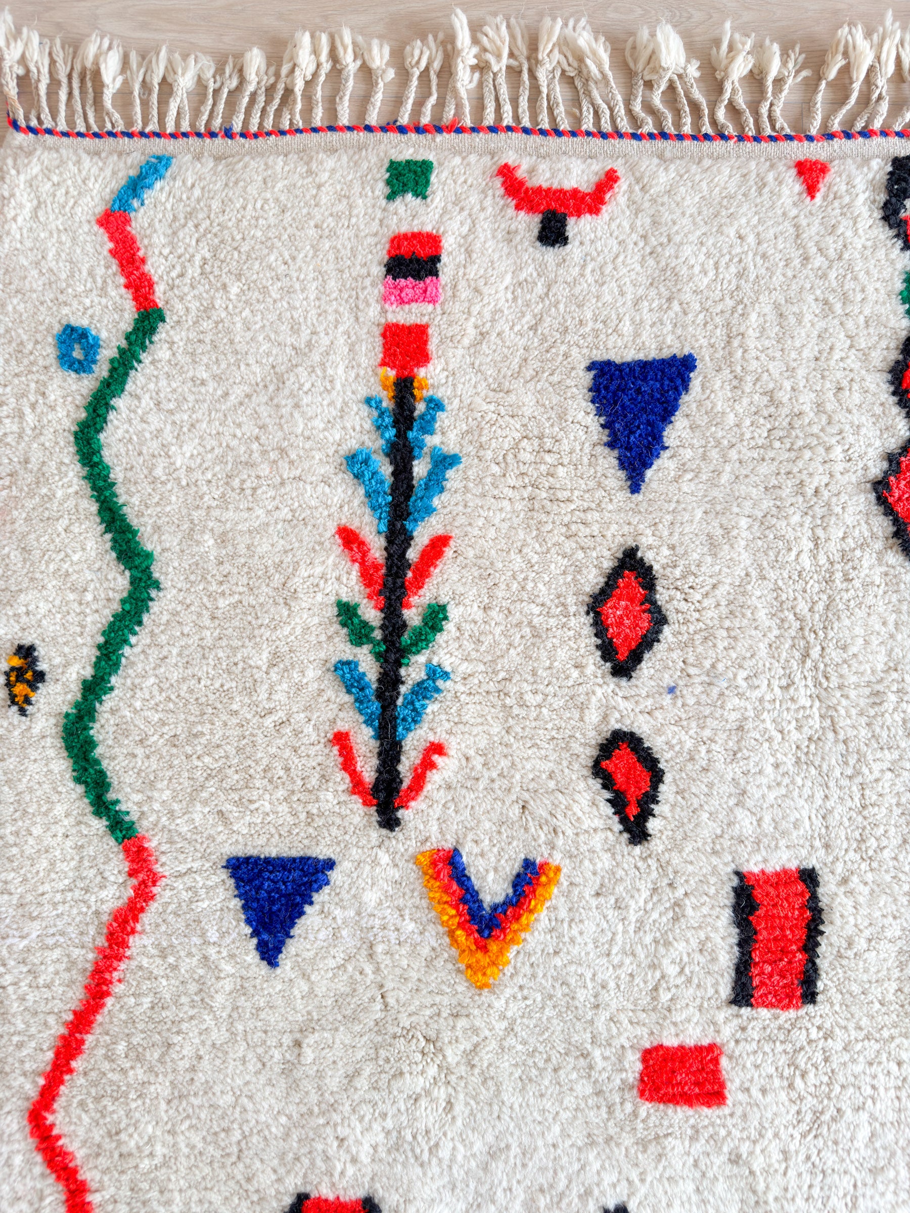 Colorful Berber rug 165 x 220 cm - n°2051