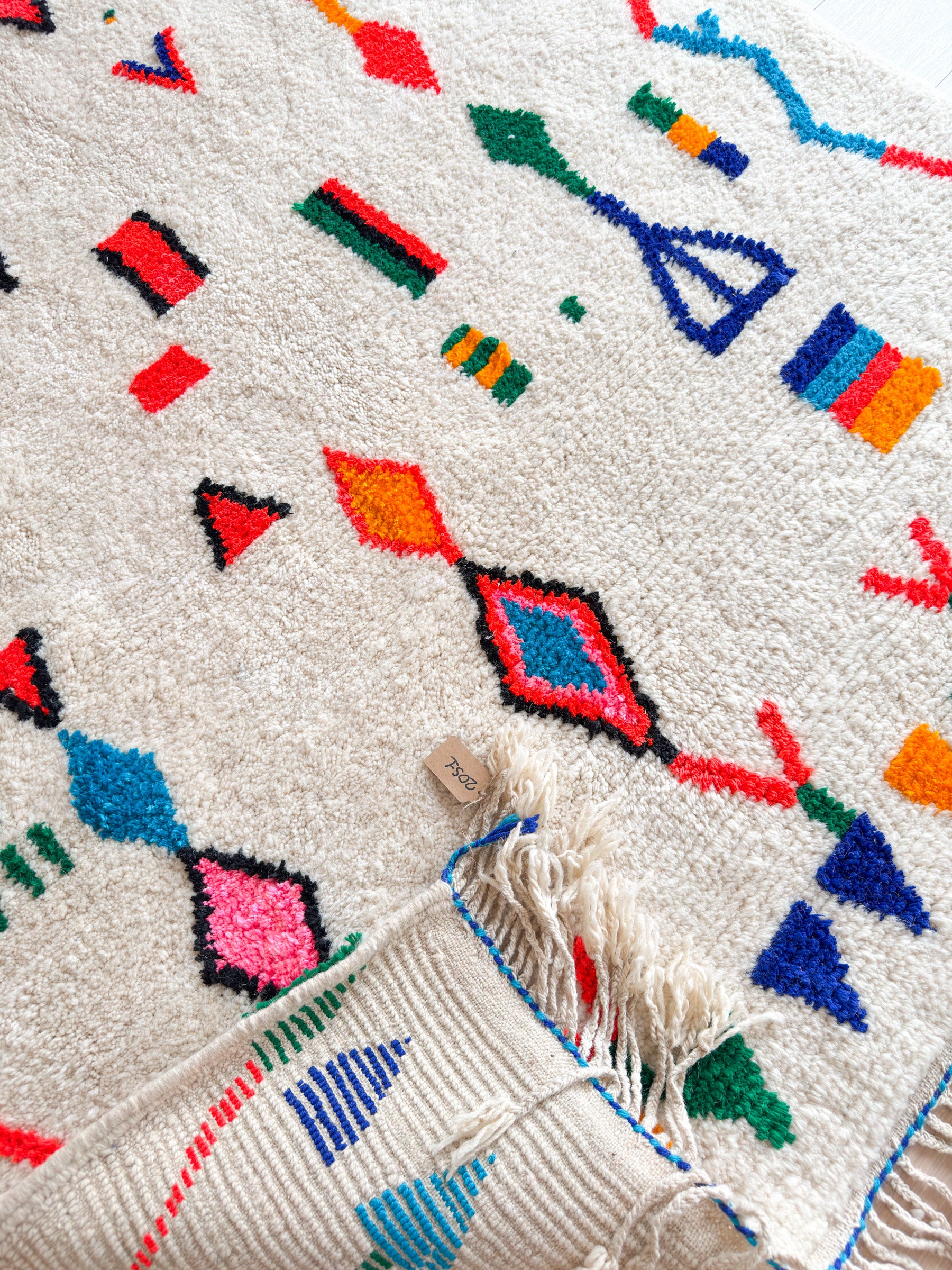 Colorful Berber rug 165 x 220 cm - n°2051