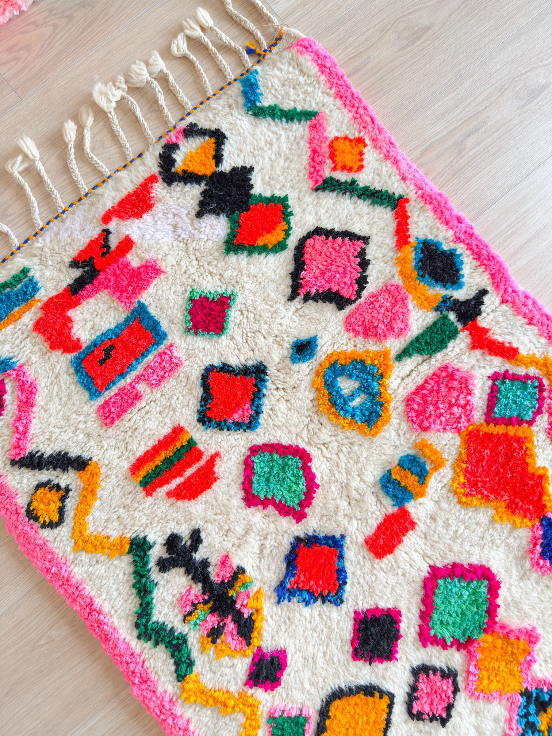 Colorful Berber rug 81 x 147 cm - n°2069