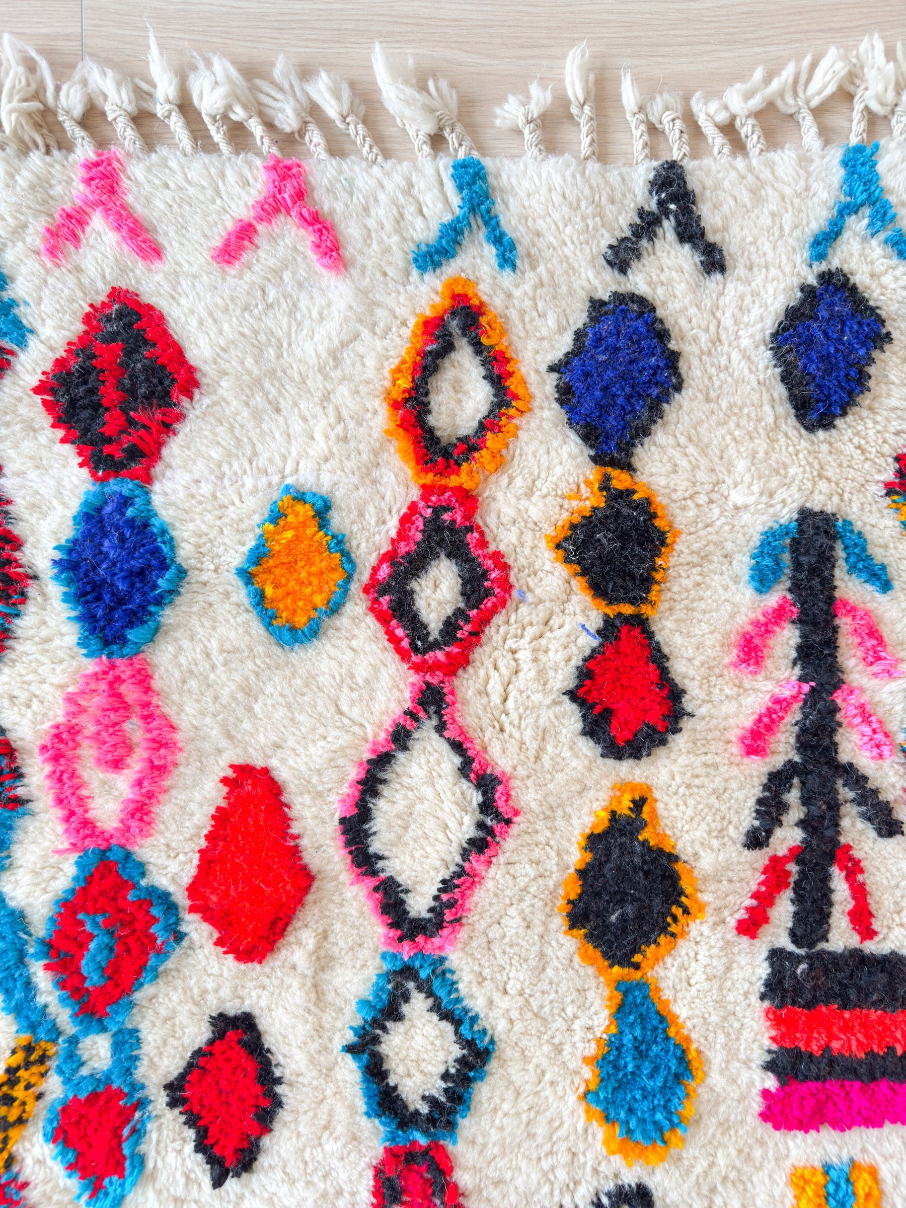 Colorful Berber rug 77 x 132 cm - n°1937