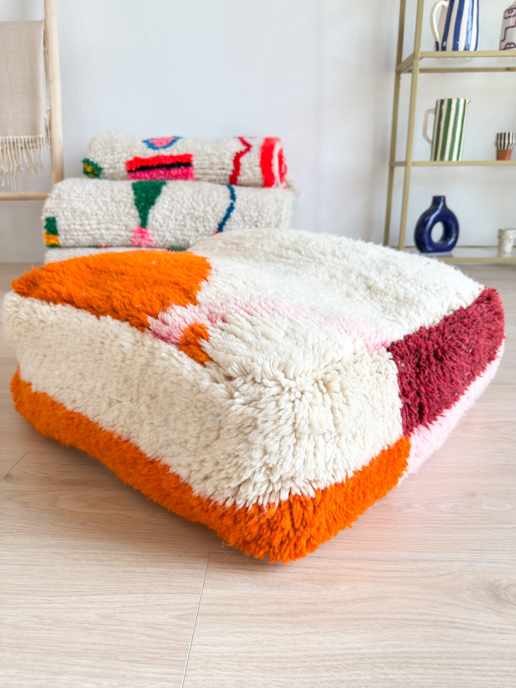 Marokkanischer Pouf, bunter Berber-Pouf - 60 x 60 cm - Nr. 20